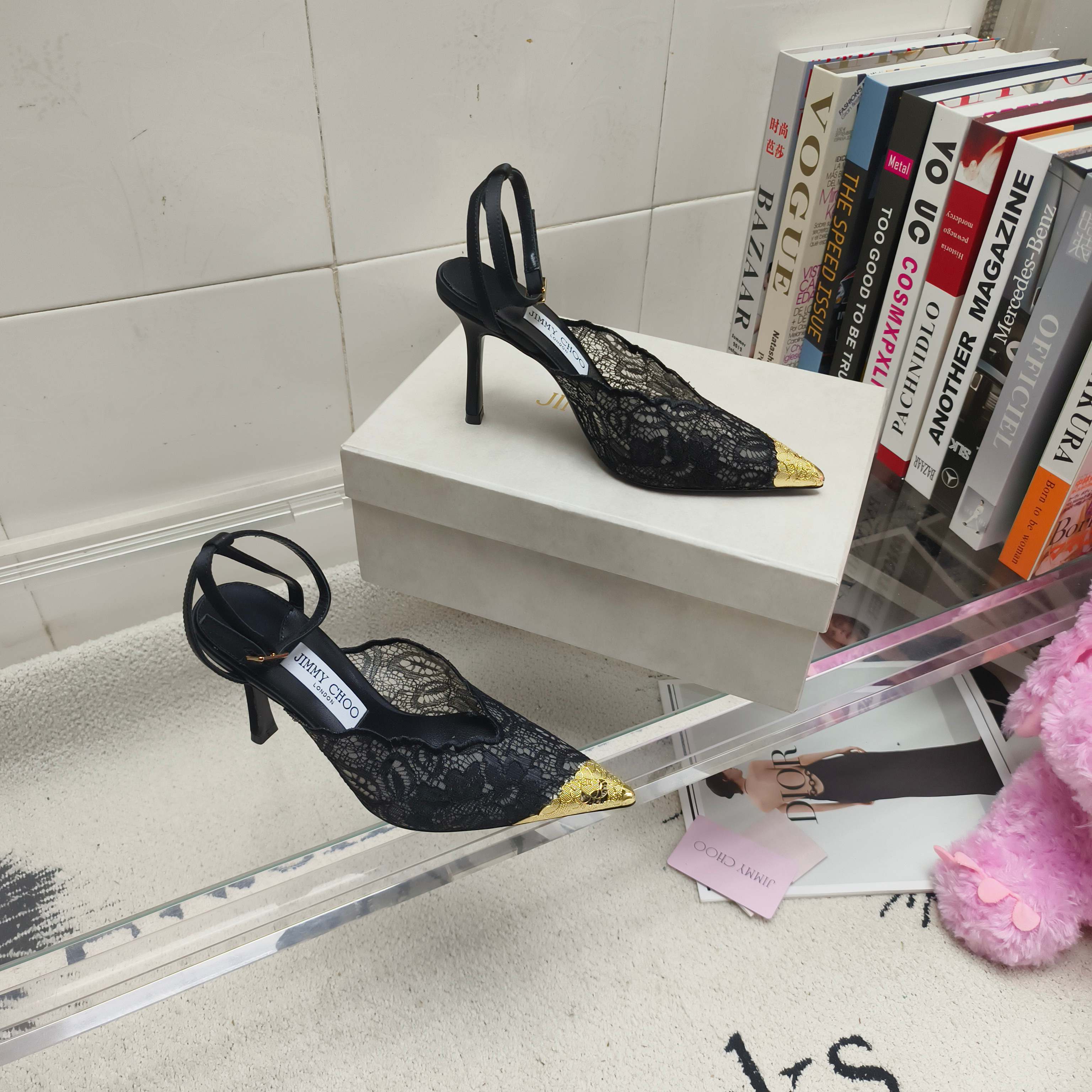 Jimmy Choo Classic Luxury Leather Shoe Loafer Ref 8