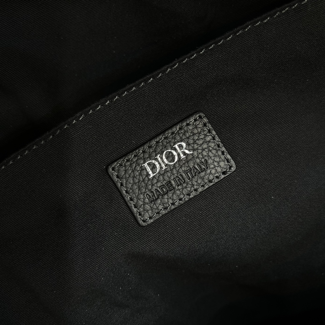 路易威登 Louis Vuitton 高定典藏名品高定成衣时装外套连衣裙衬衫T恤 #11508B7D 9