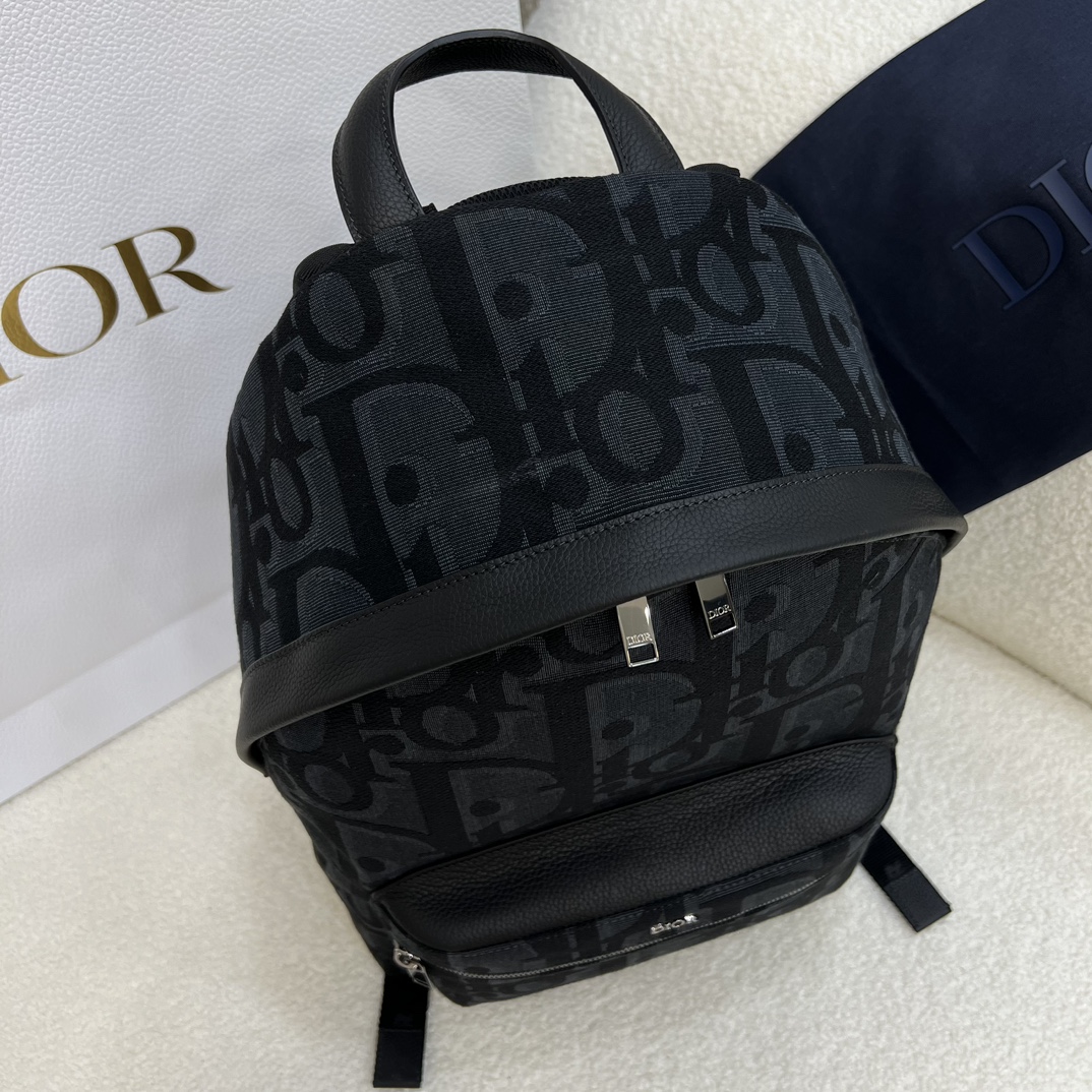 路易威登 Louis Vuitton 高定典藏名品高定成衣时装外套连衣裙衬衫T恤 #11508B7D 6