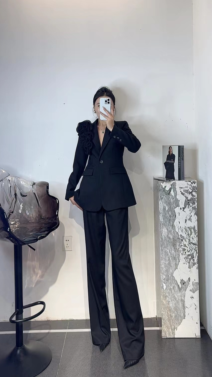 Trendy Women’s Clothing: High Quality, Packed with Home Delivery Options - 图片 5