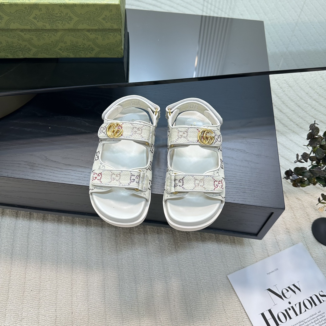 GUCCI Printemps 2024 GG classique motif monogrammé sandales de plage boucle métallique double G semelle épaisse 2.0CM semelle en caoutchouc importé