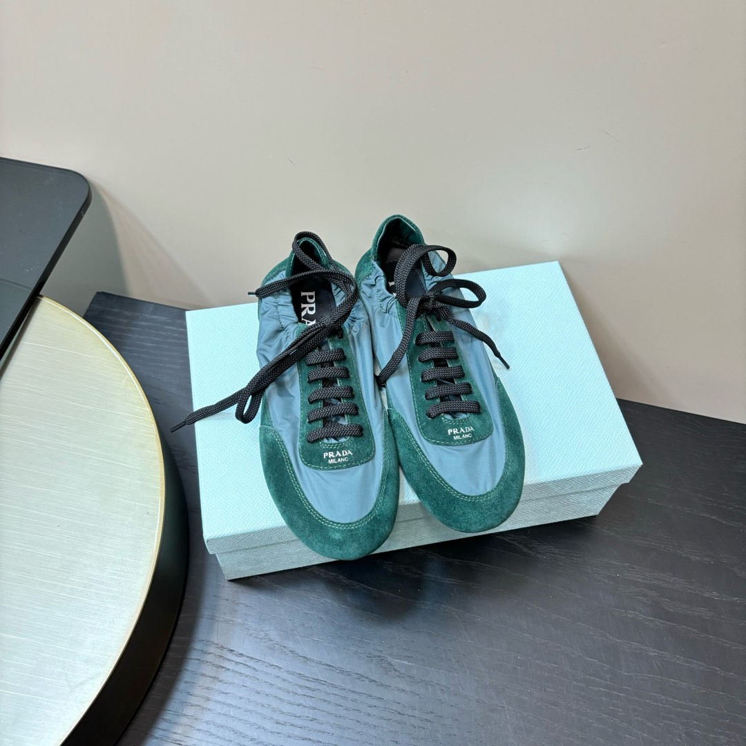 PRADA Casual Shoes Green Lace-Up Low-Top
