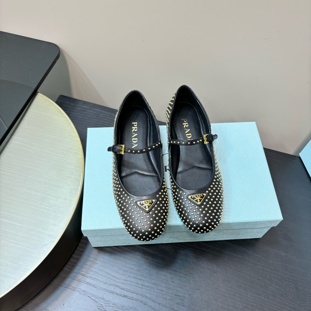PRADA Mary Jane Noir Agneau Strass