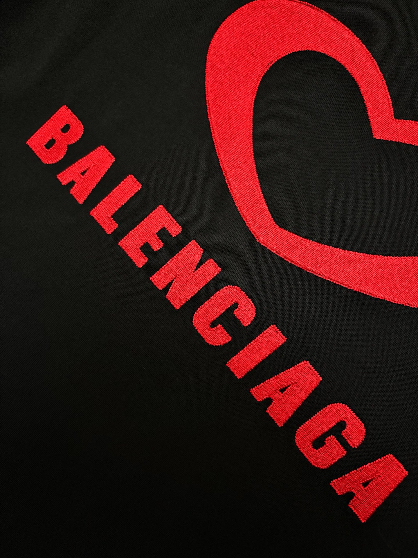 Balenciaga BALENCIAGA 巴黎世家爱心刺绣棉质短袖T恤