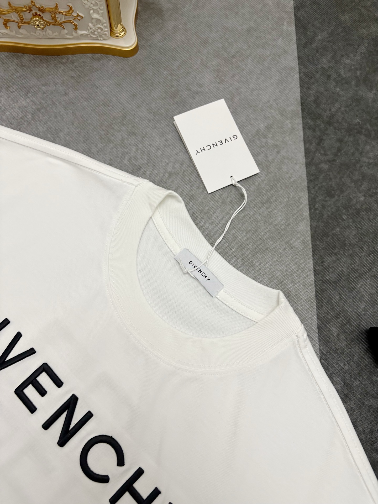 GVC men GIVENCHY（ ） T — photo 2