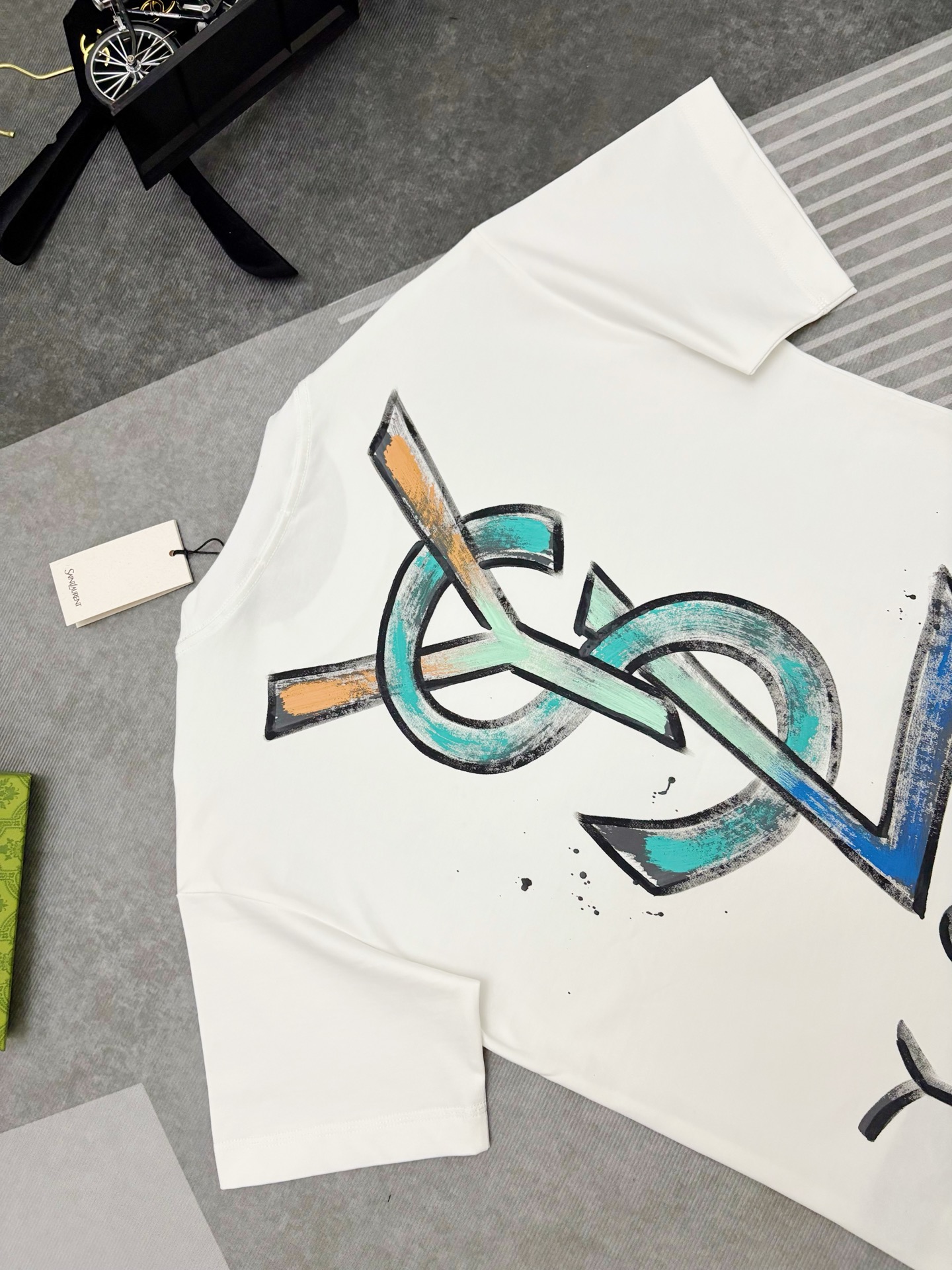 Saint Laurent YSL 圣罗兰涂鸦印花棉质短袖T恤