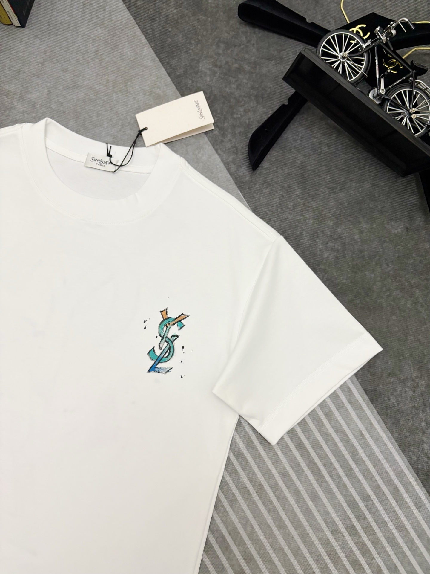 Saint Laurent YSL 圣罗兰涂鸦印花棉质短袖T恤