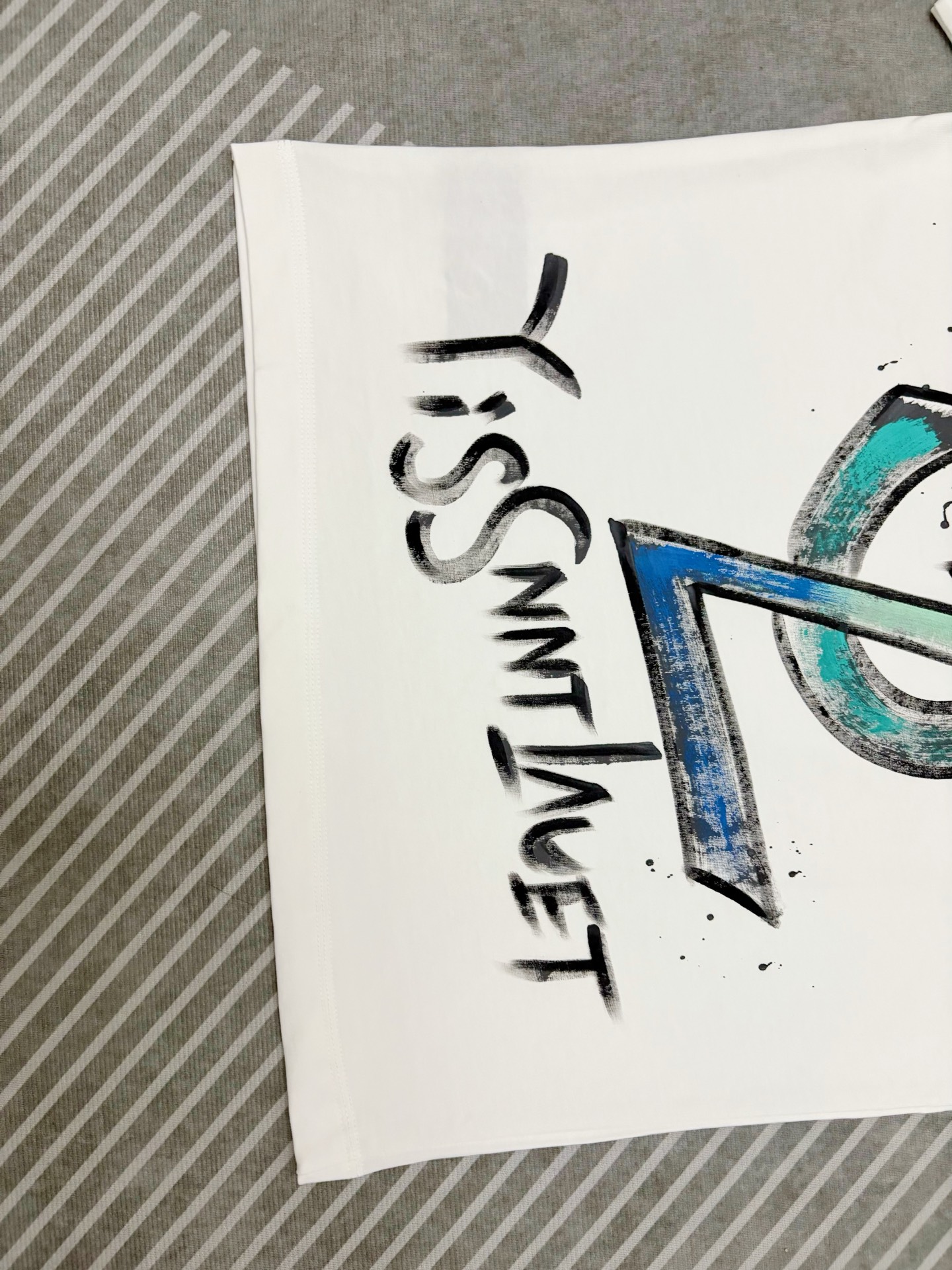 Saint Laurent YSL 圣罗兰涂鸦印花棉质短袖T恤