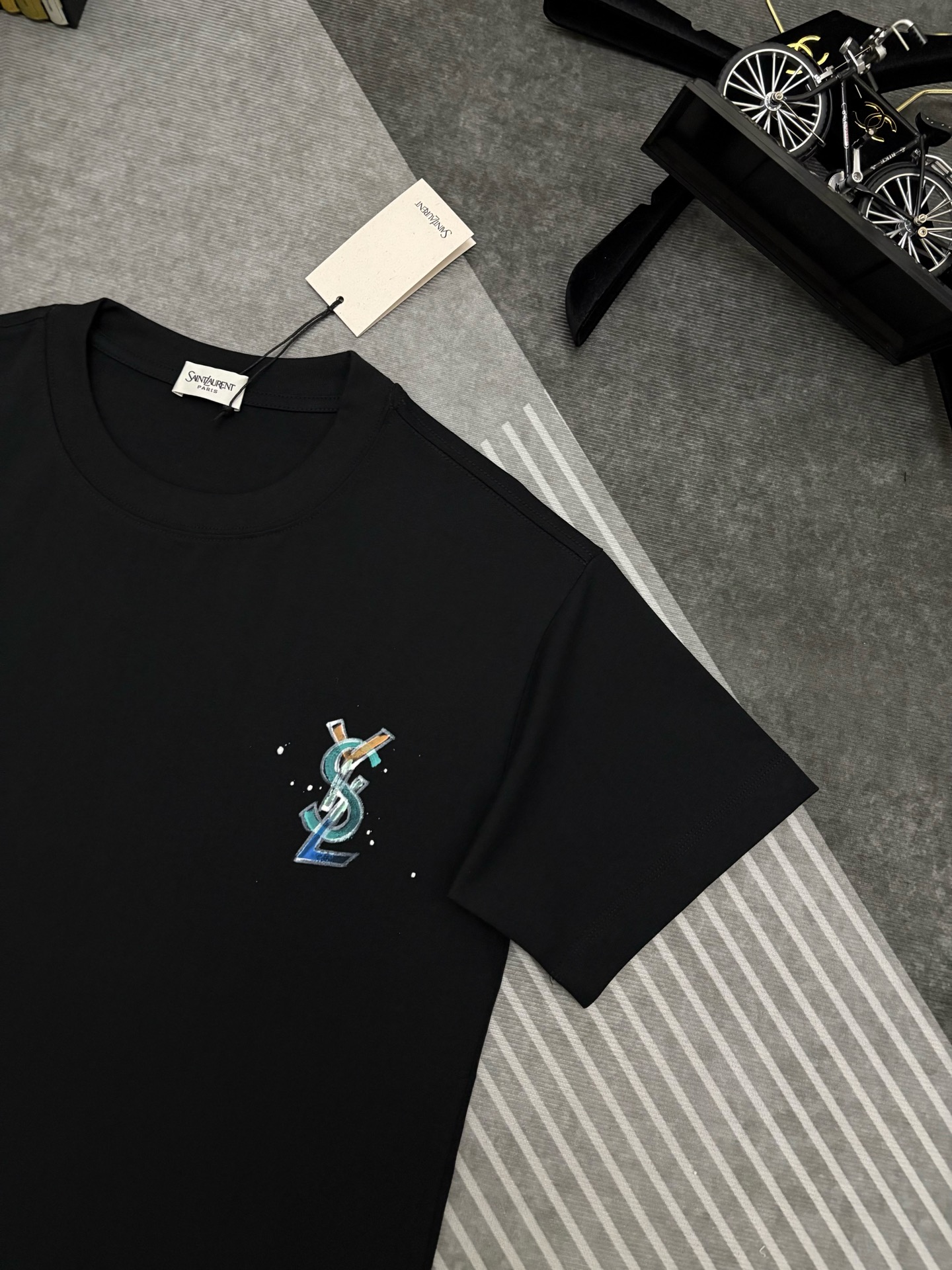 Saint Laurent YSL 圣罗兰涂鸦印花棉质短袖T恤