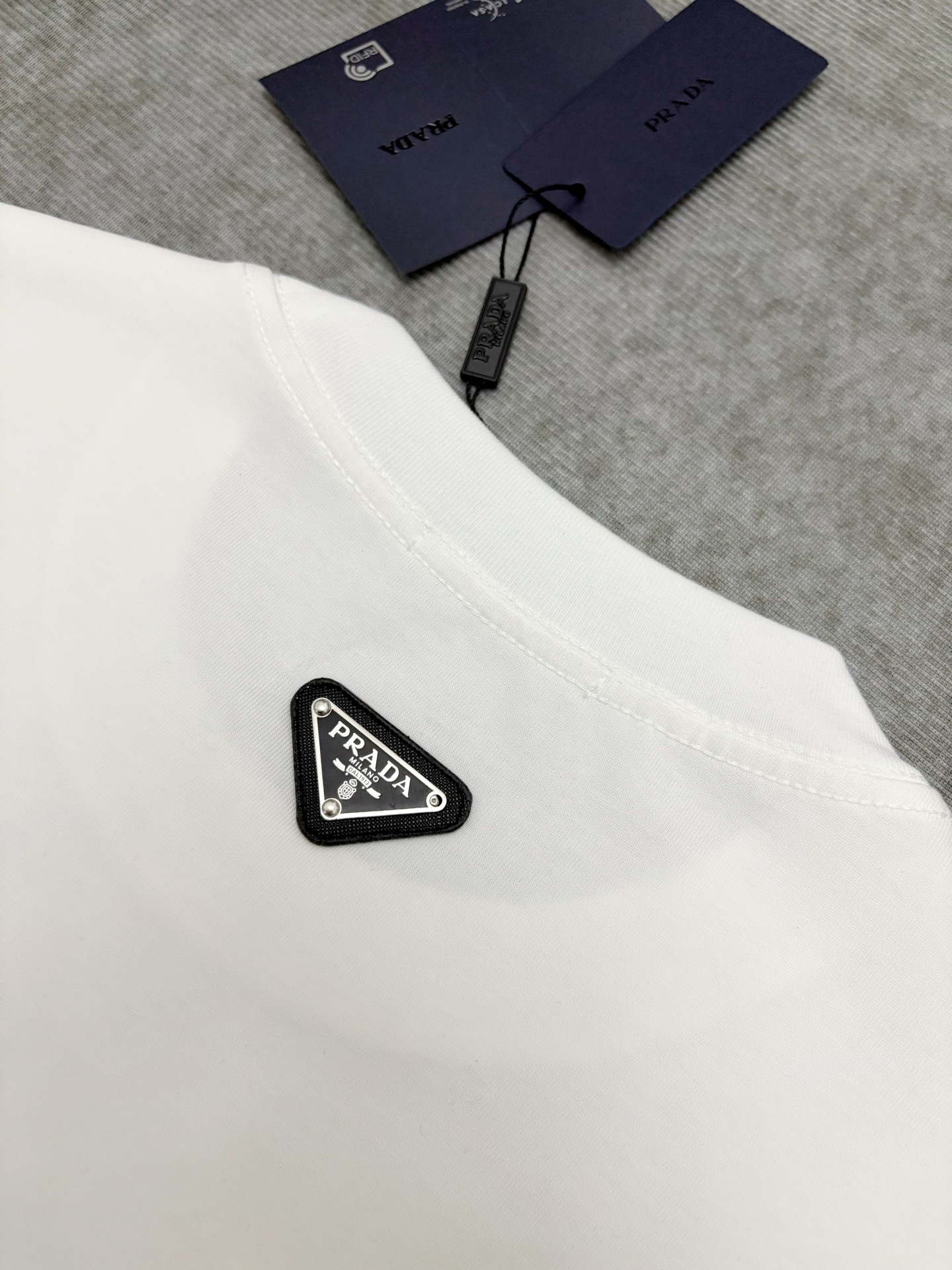 Prada PRADA 普拉达涂鸦刺绣双纱棉质短袖T恤