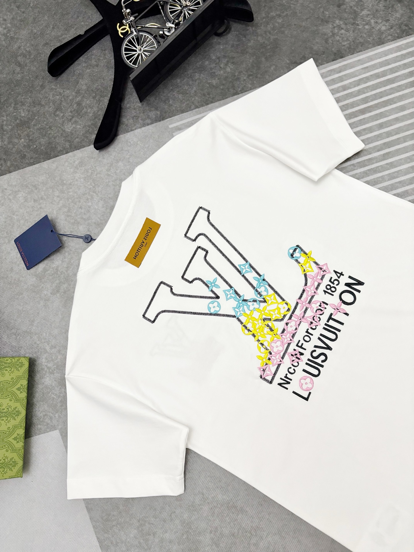 Louis Vuitton LV 路易威登刺绣棉质短袖T恤
