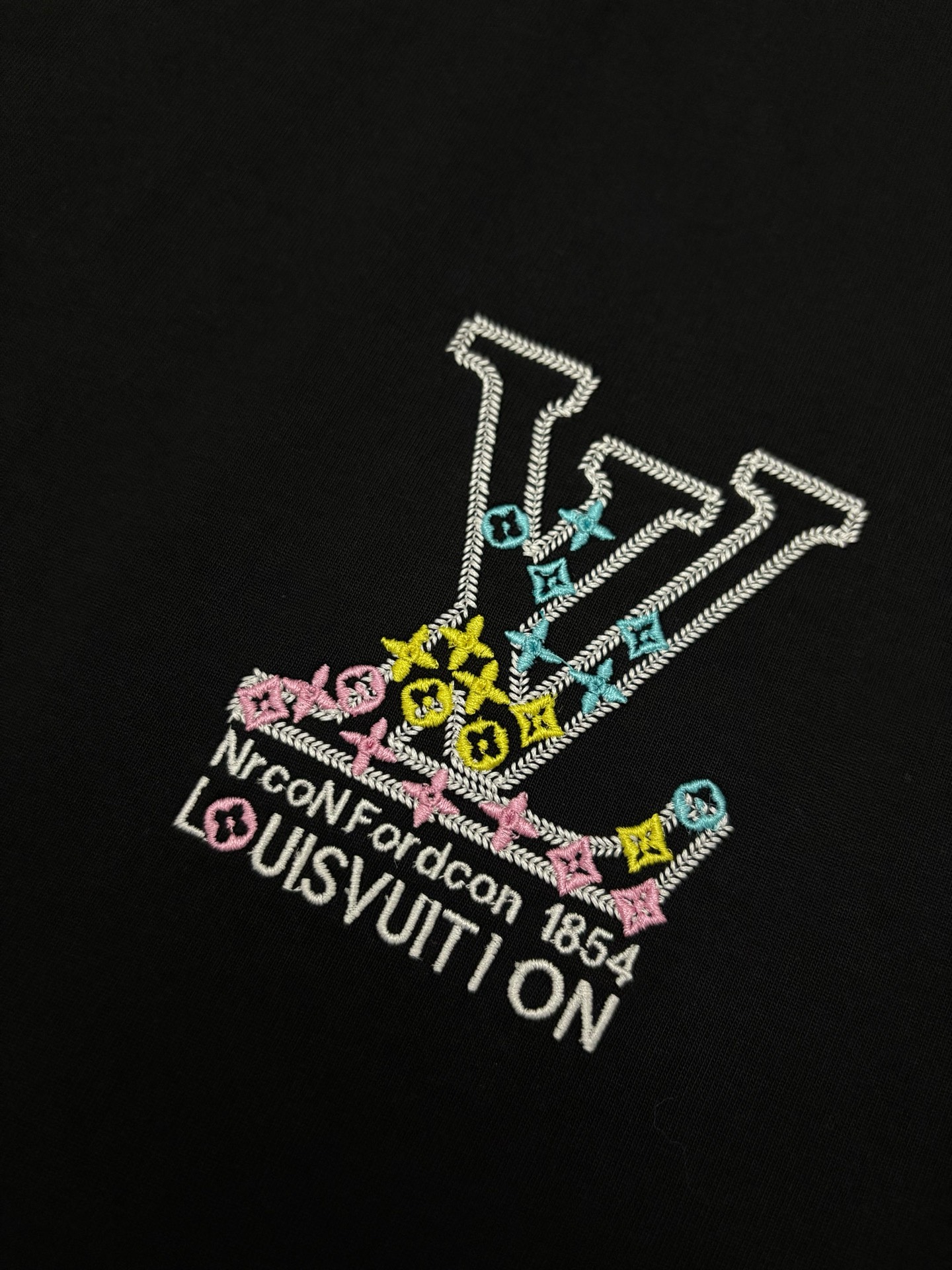 Louis Vuitton LV 路易威登刺绣棉质短袖T恤