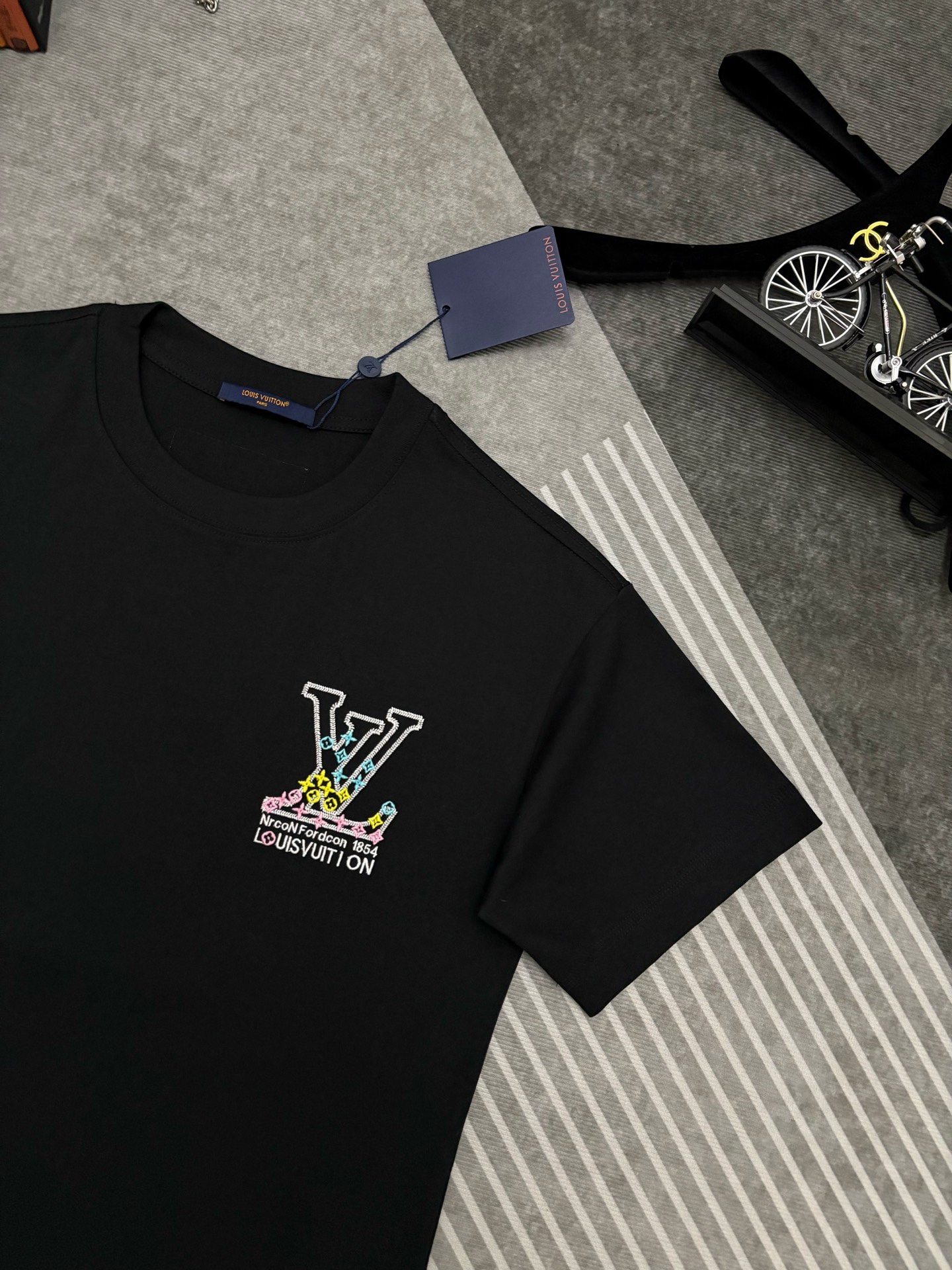 Louis Vuitton LV 路易威登刺绣棉质短袖T恤
