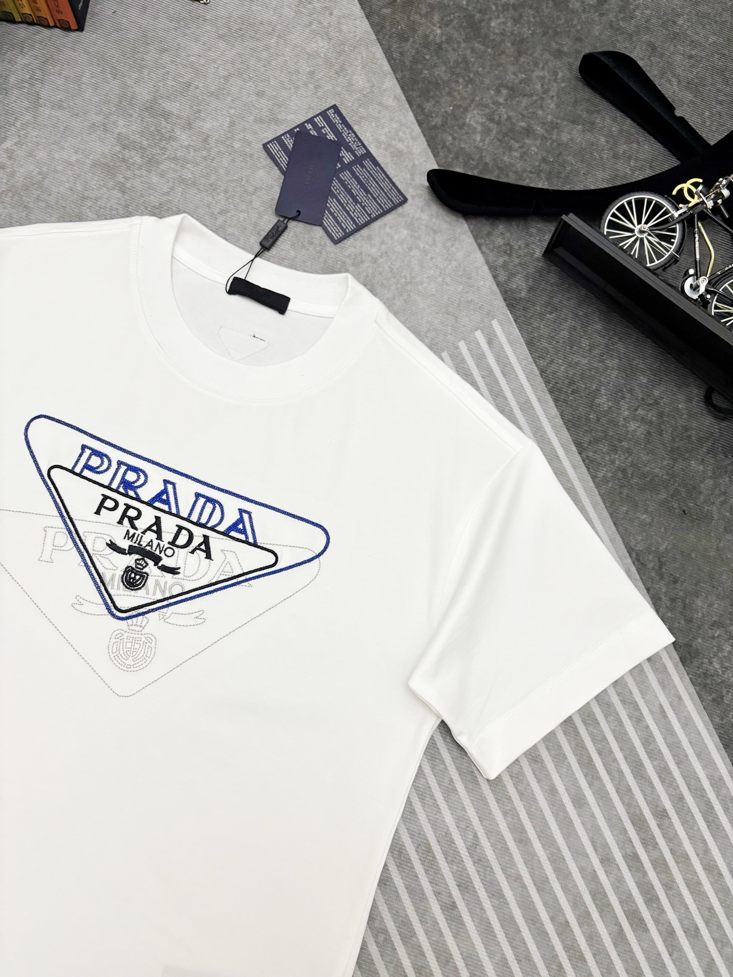 Prada PRADA 普拉达刺绣双纱棉质短袖T恤