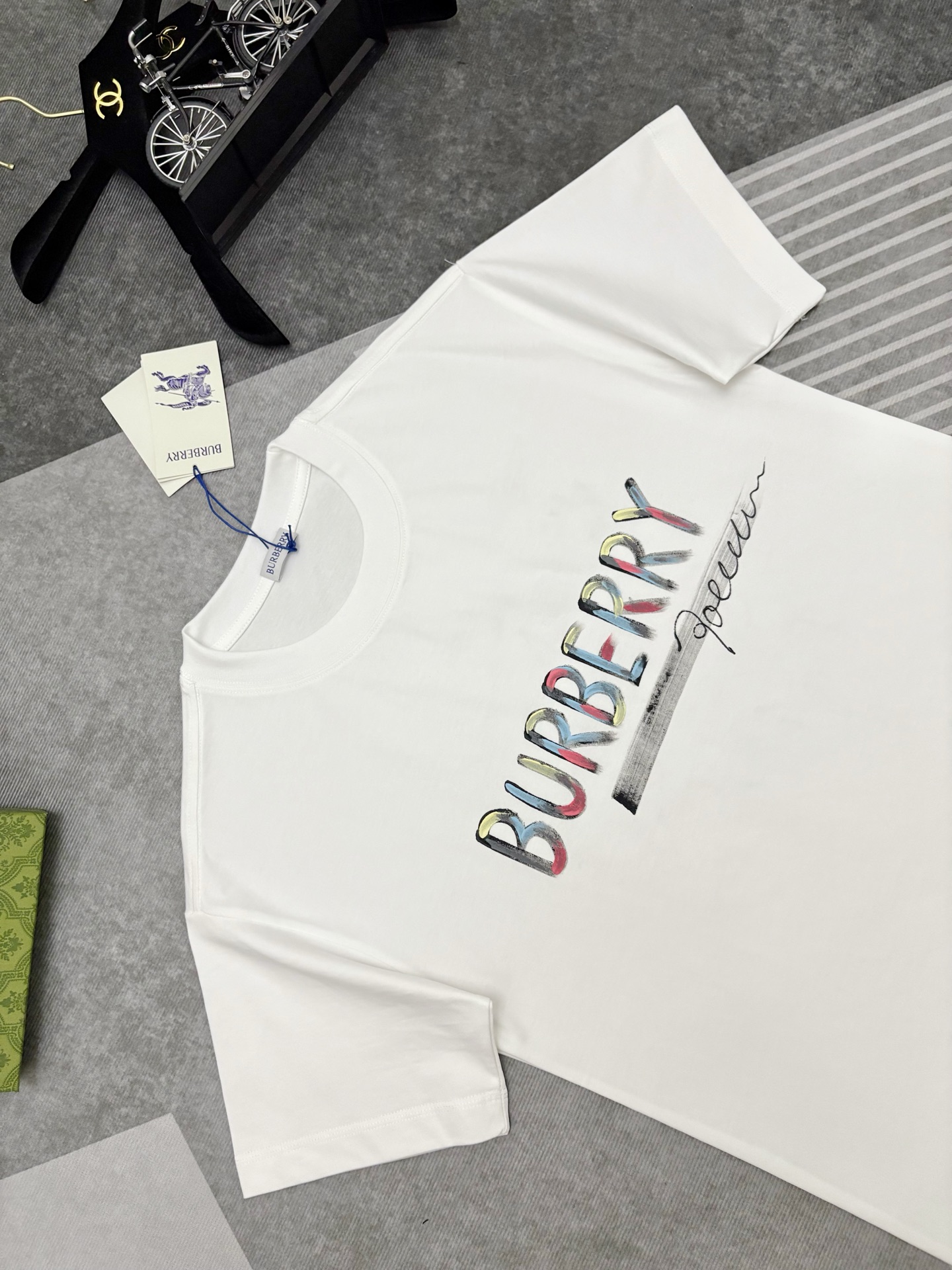 Burberry BBR BURBERRY 巴宝莉素描印花棉质短袖T恤