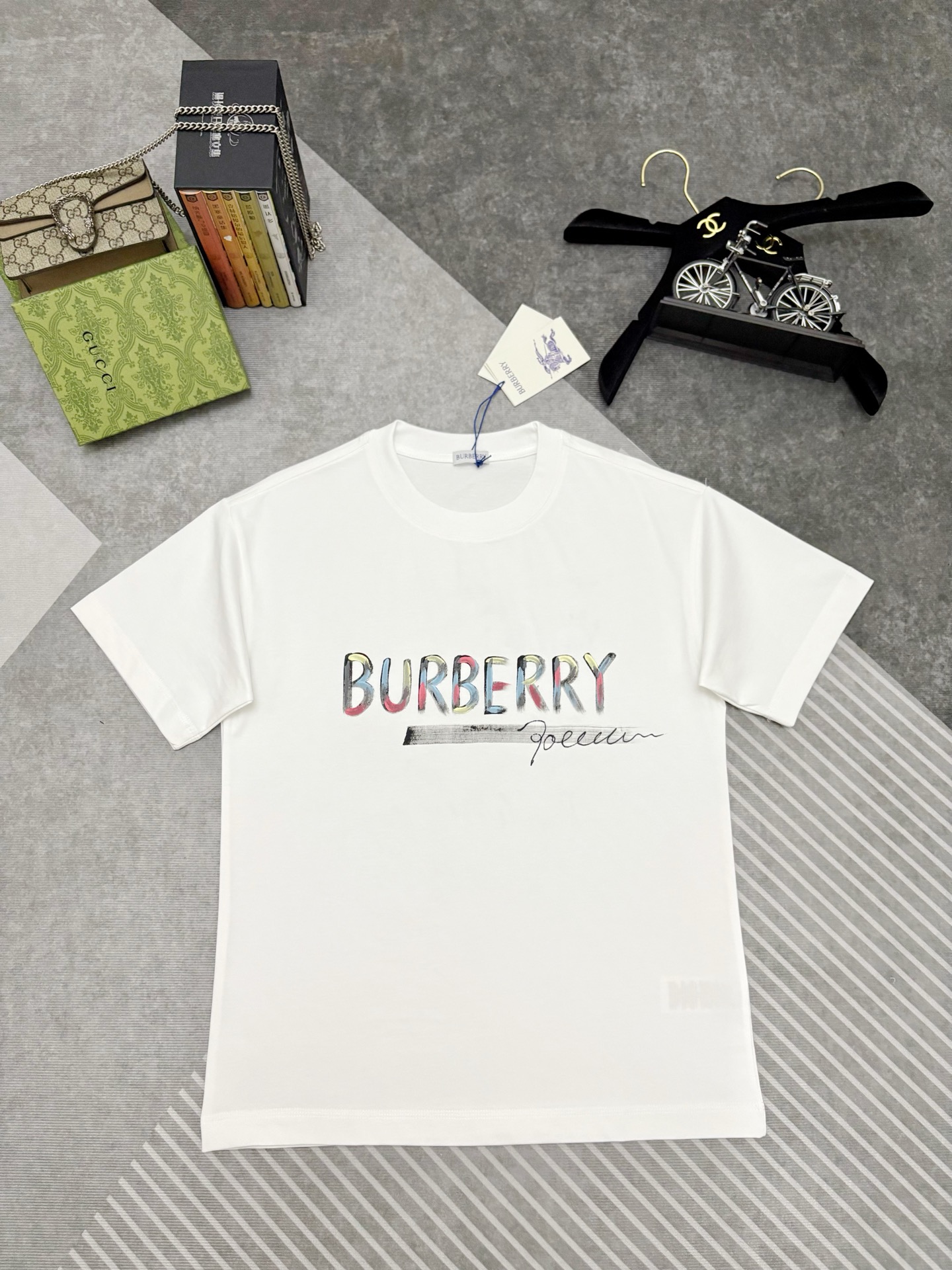 Burberry BBR BURBERRY 巴宝莉素描印花棉质短袖T恤