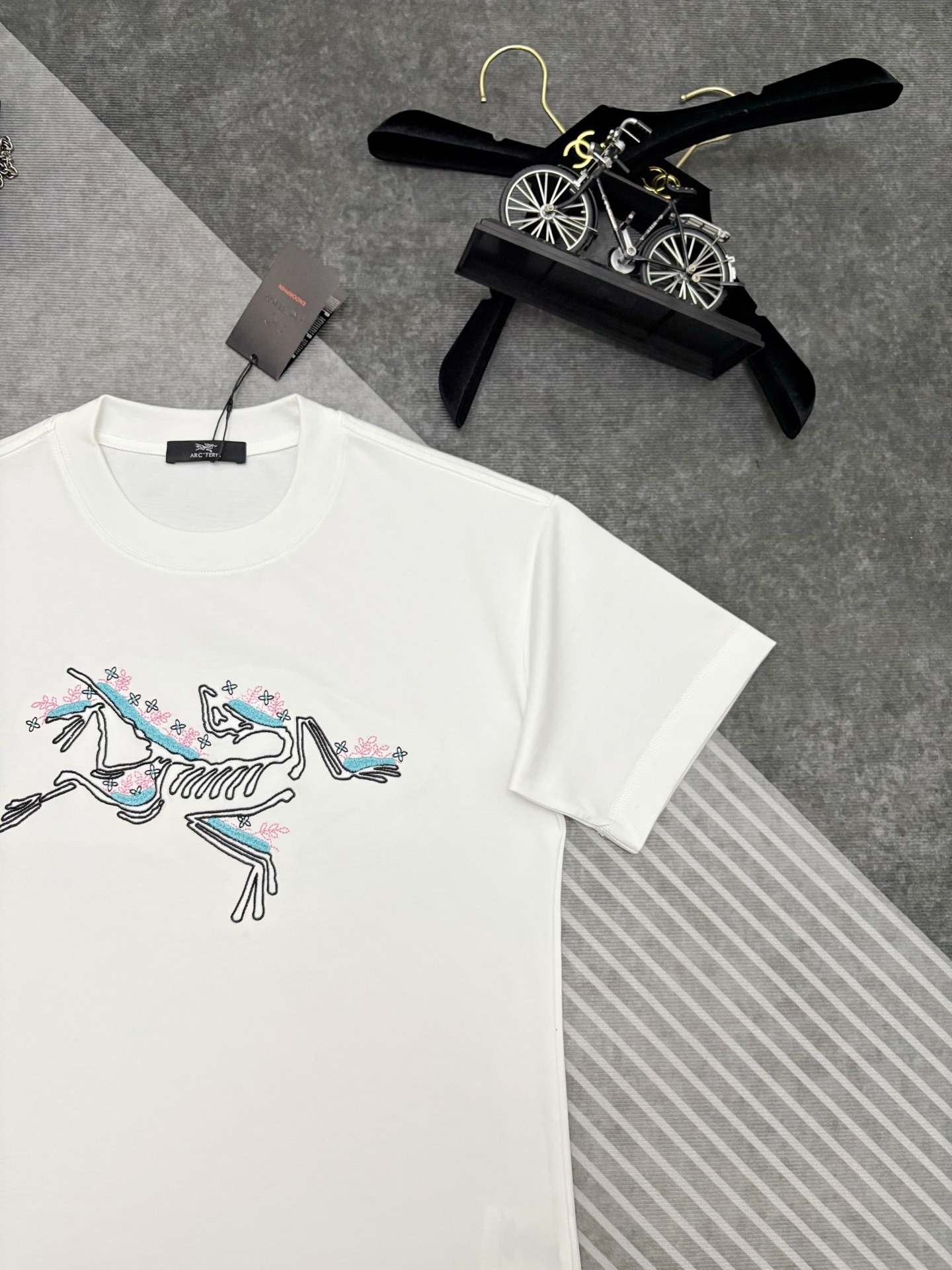 Arc'teryx Arcteryx 始祖鸟 刺绣双纱棉质短袖T恤