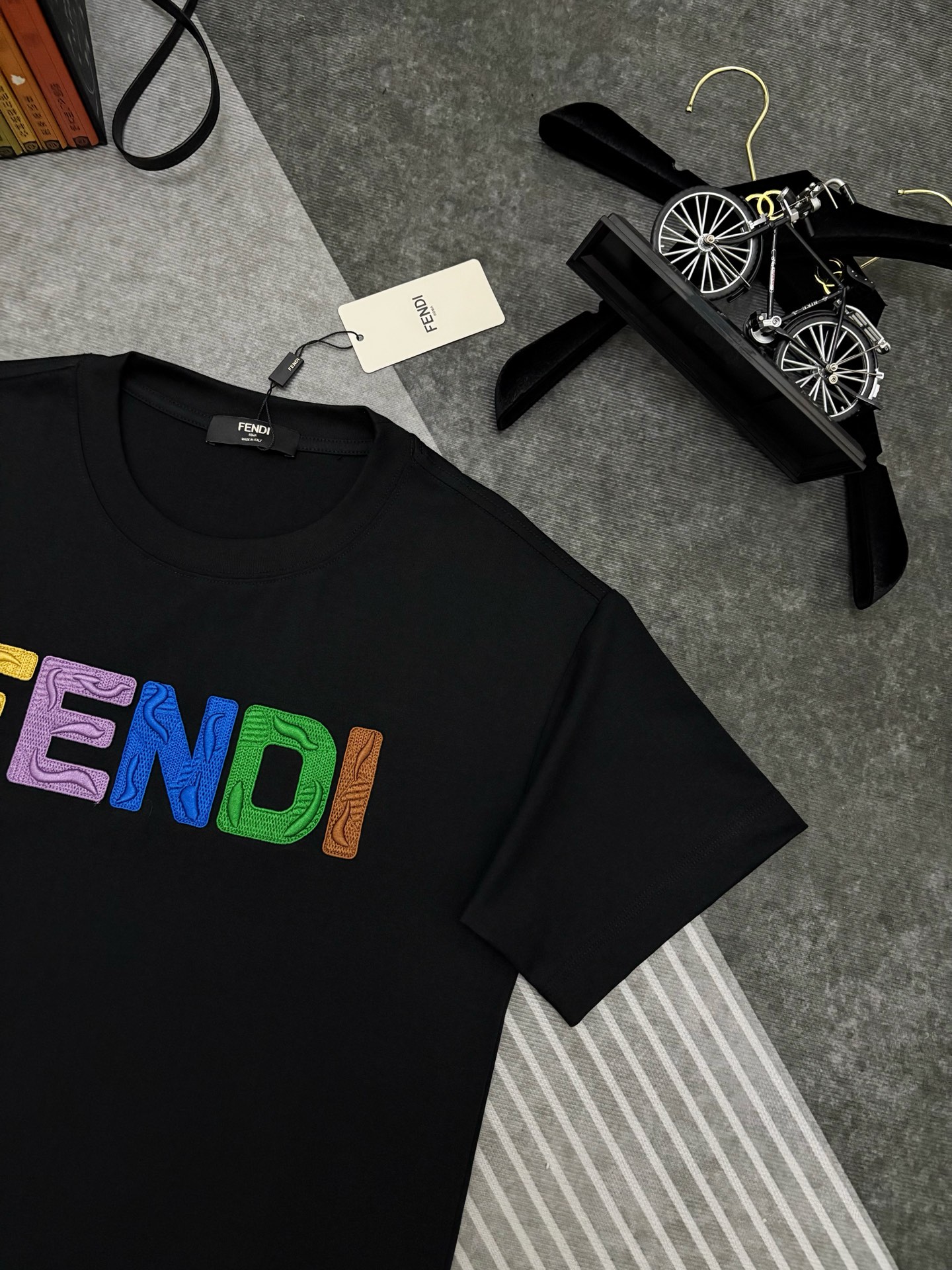 Fendi FENDI 芬迪 彩色字母刺绣棉质短袖T恤