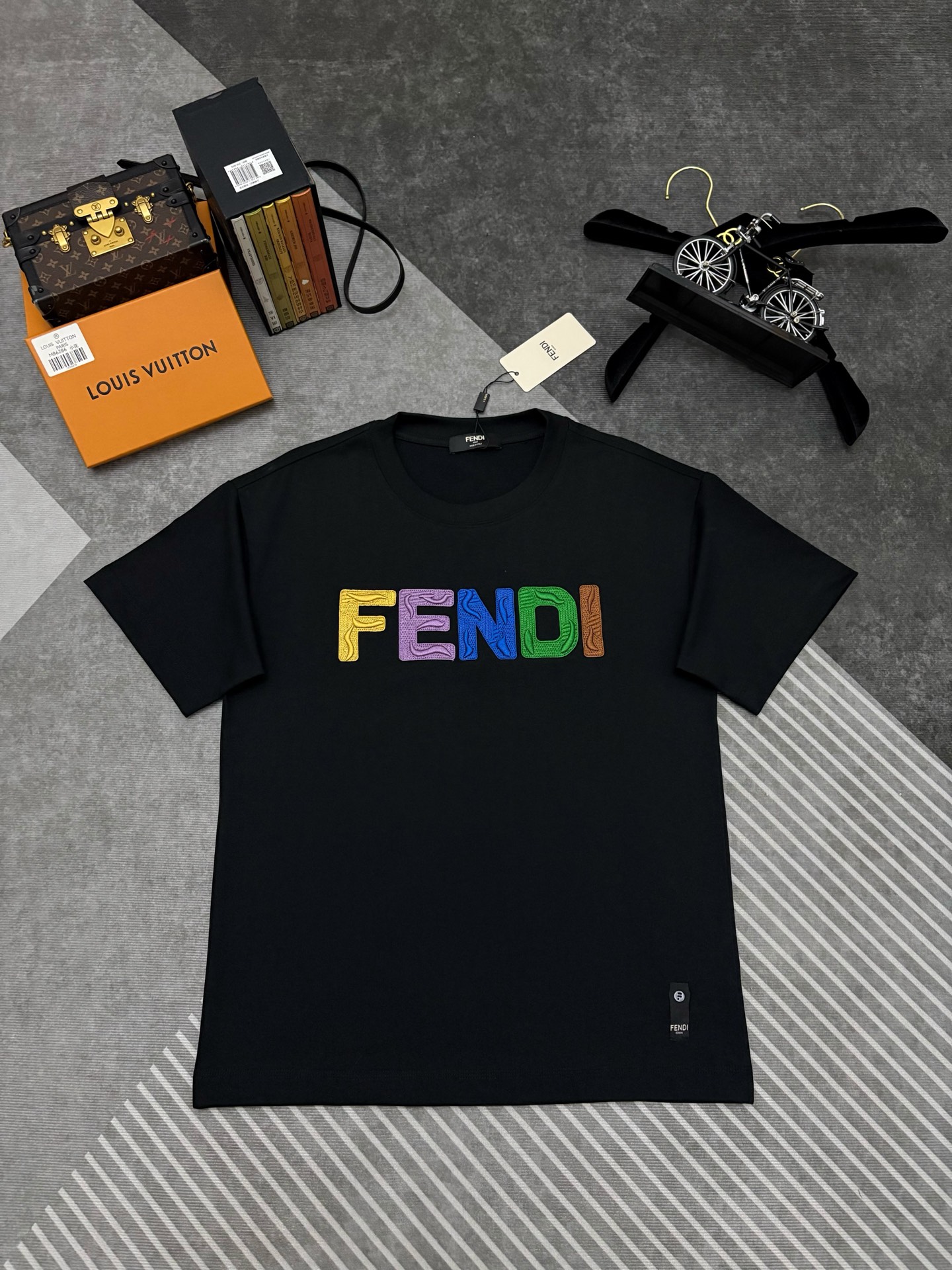 Fendi FENDI 芬迪 彩色字母刺绣棉质短袖T恤