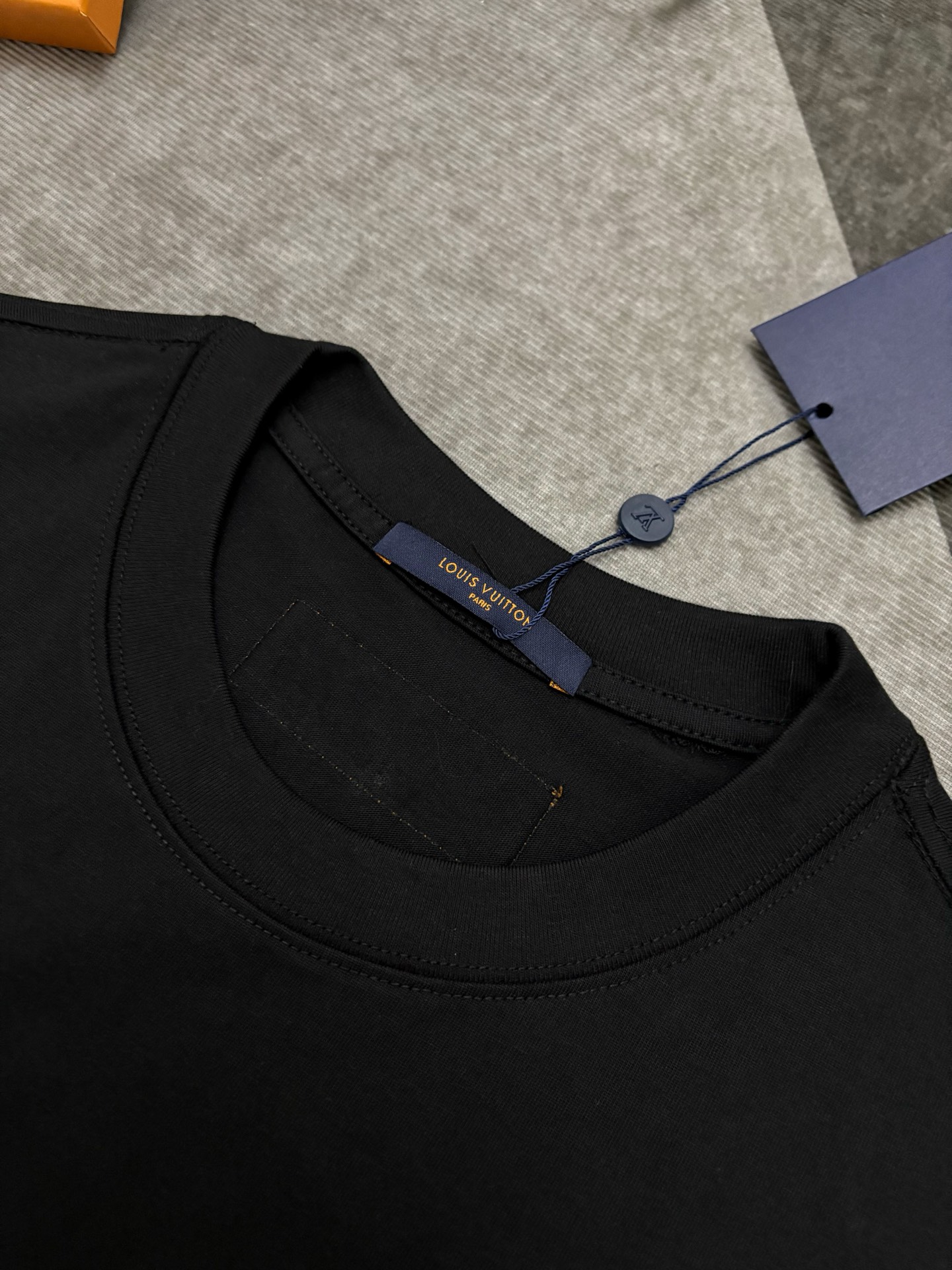 Louis Vuitton LV 路易威登刺绣棉质短袖T恤