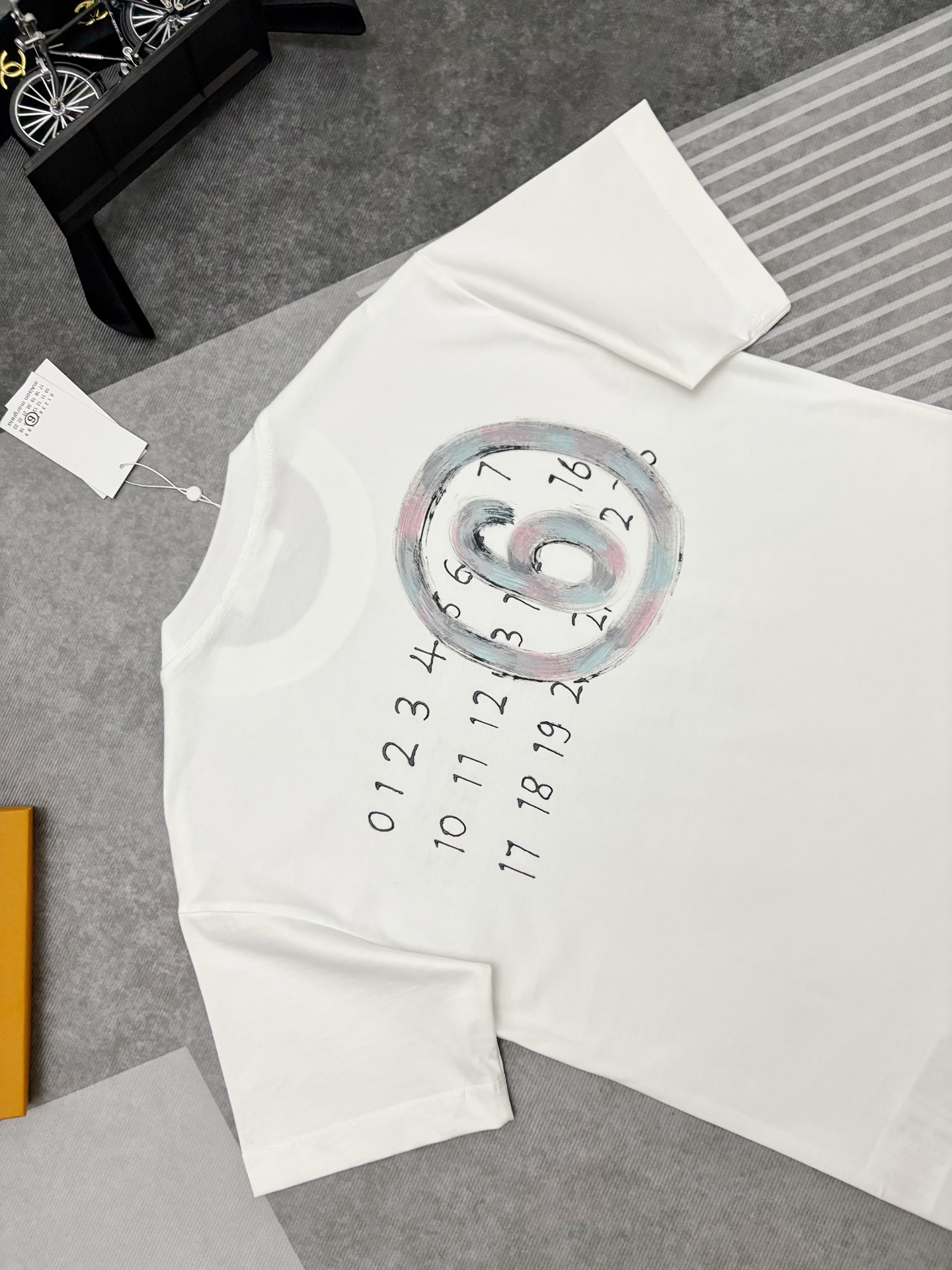Maison Margiela MM6 Maison Margiela马丁·马吉拉副线涂鸦印花棉质短袖T恤
