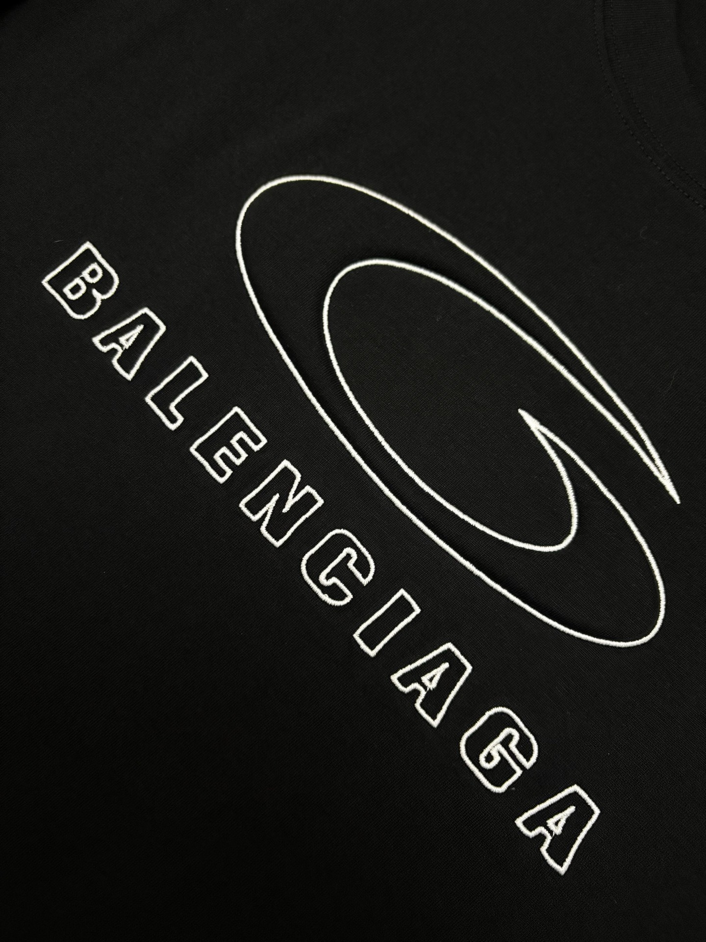 Balenciaga BALENCIAGA 巴黎世家凹凸刺绣棉质短袖T恤