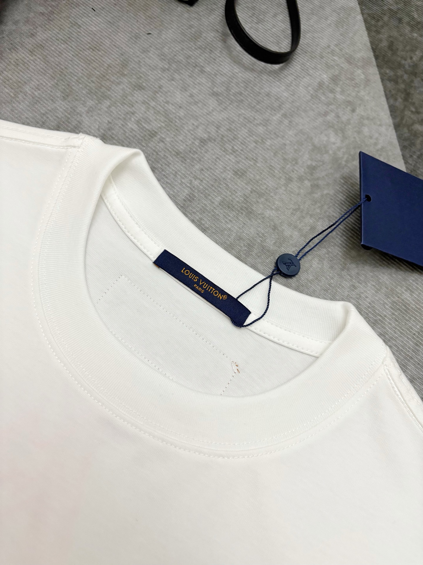 Louis Vuitton LV 路易威登刺绣棉质短袖T恤