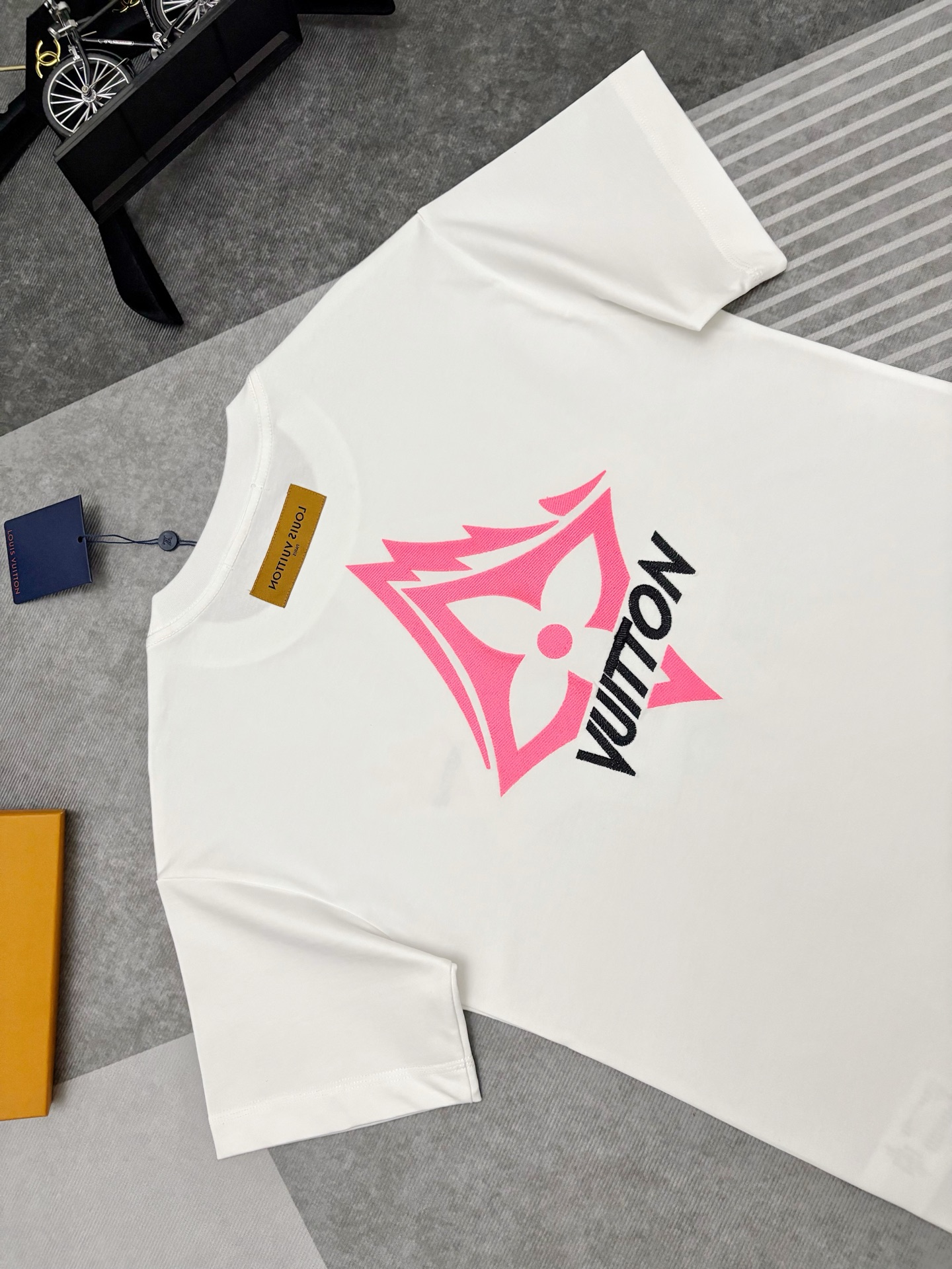 Louis Vuitton LV 路易威登刺绣棉质短袖T恤