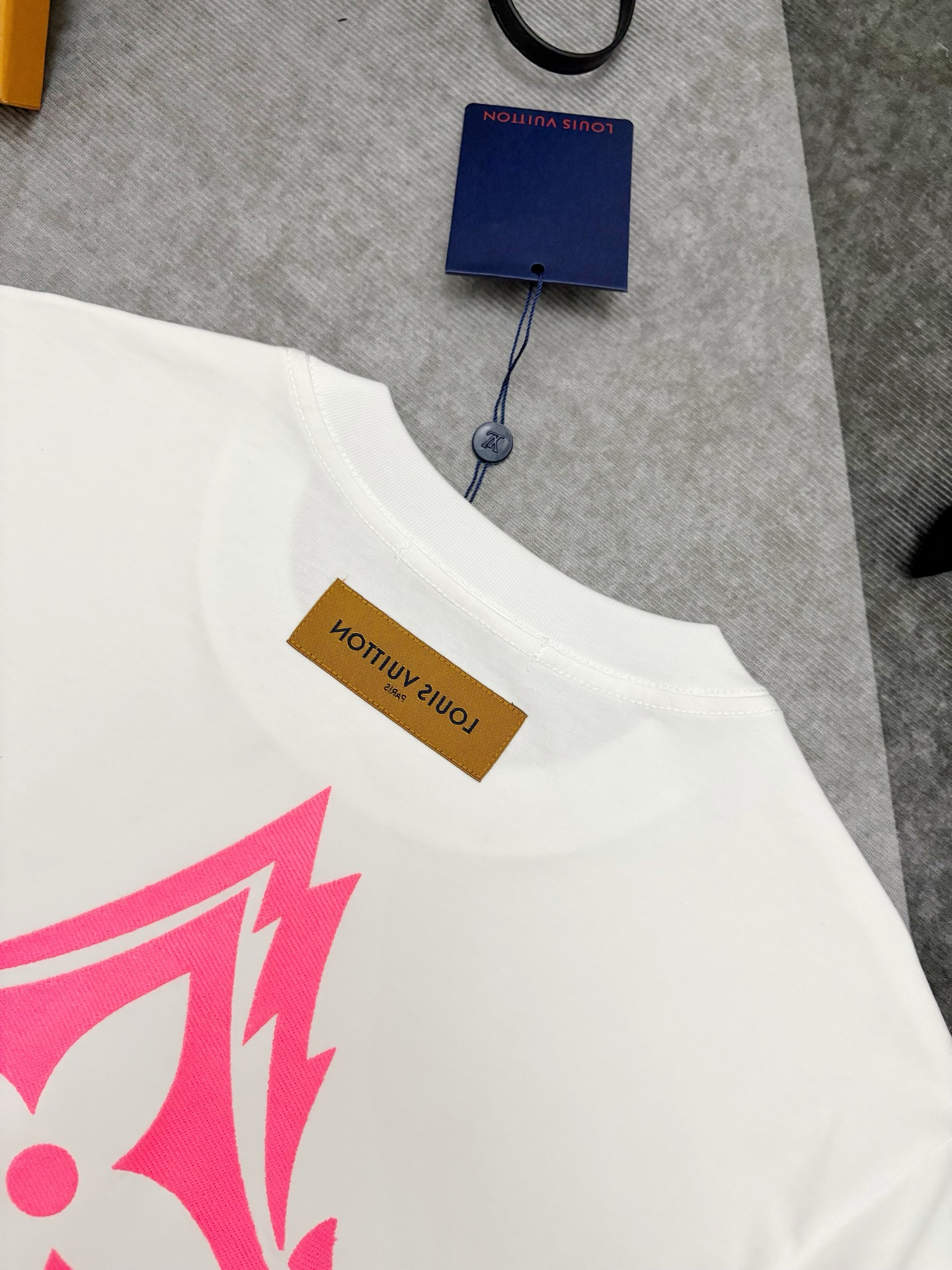 Louis Vuitton LV 路易威登刺绣棉质短袖T恤