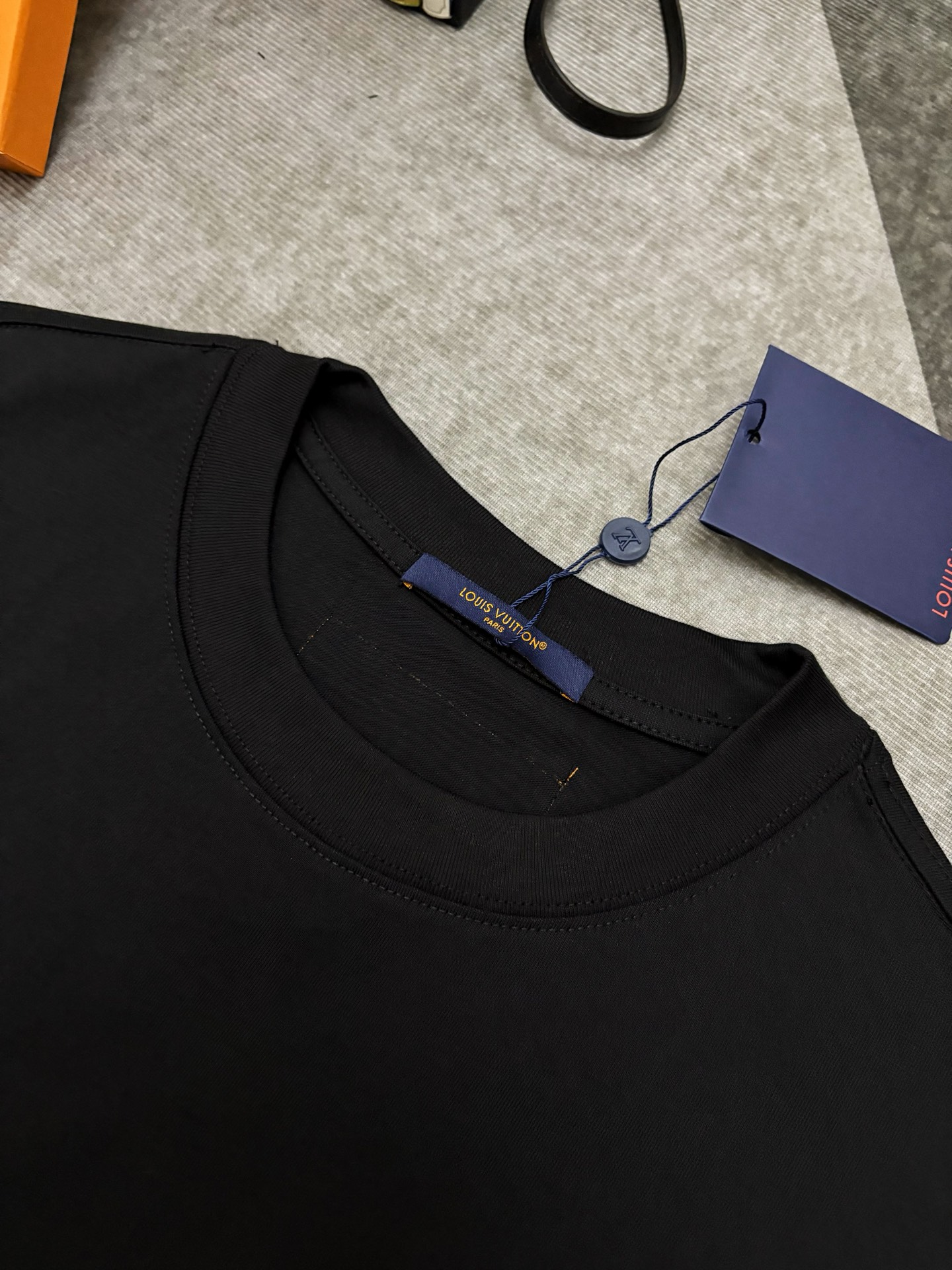 Louis Vuitton LV 路易威登刺绣棉质短袖T恤