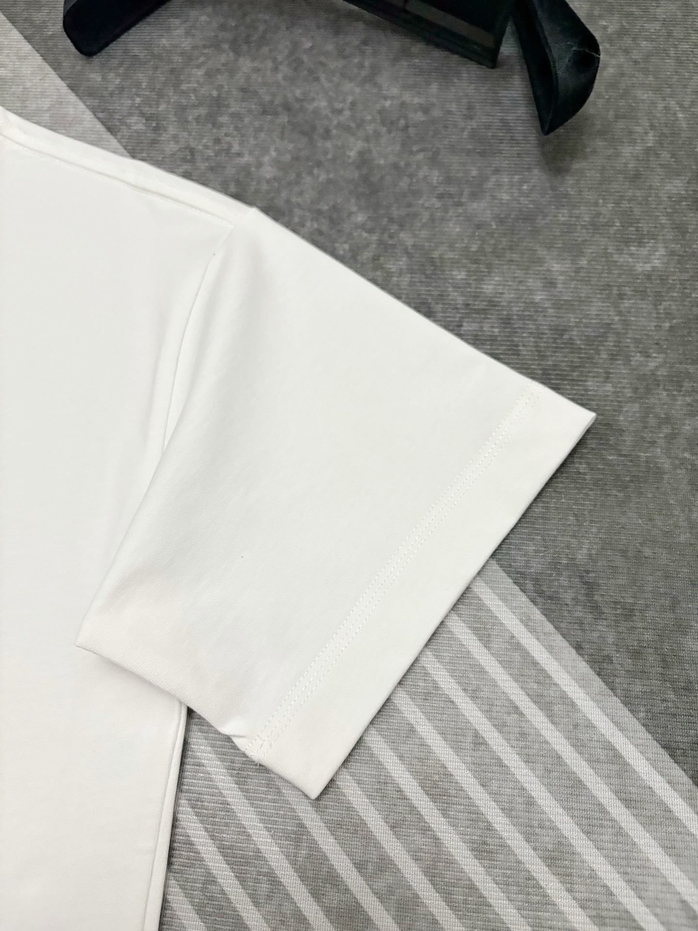 Burberry BBR BURBERRY 巴宝莉刺绣棉质短袖T恤