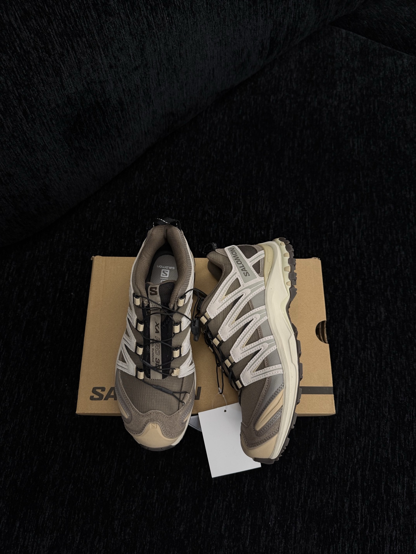 NO:560239,Feather brown.,casual shoes/sports shoes,sneakers19860909羽毛棕.,休闲鞋/运动鞋,sneakers,Women's Shoes
