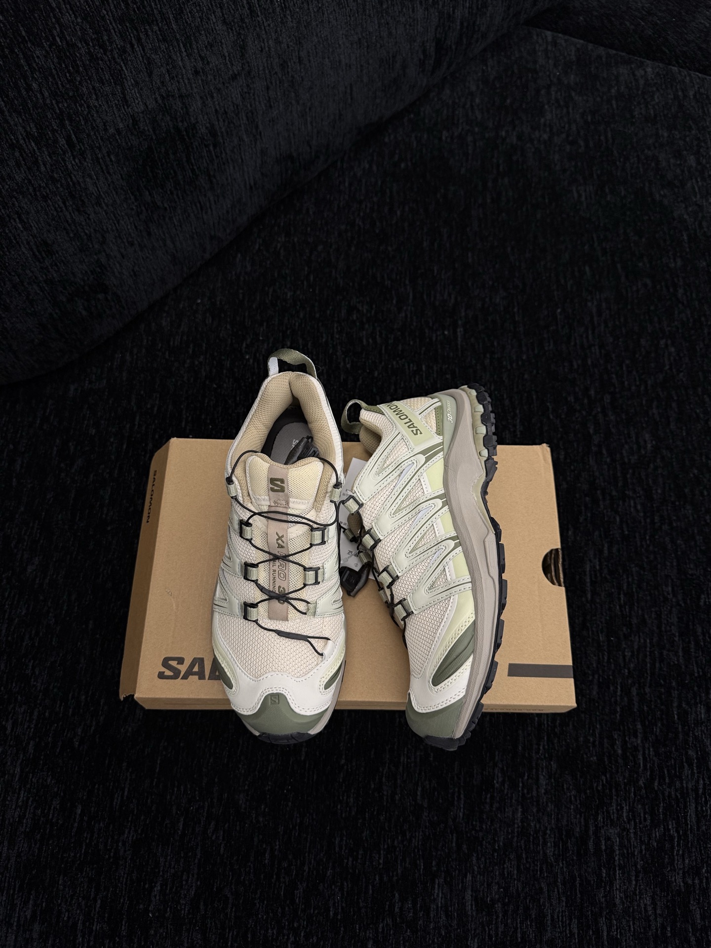 NO:560249,Beige.,casual shoes/sports shoes,sneakers19860909米绿.,休闲鞋/运动鞋,sneakers,Women's Shoes