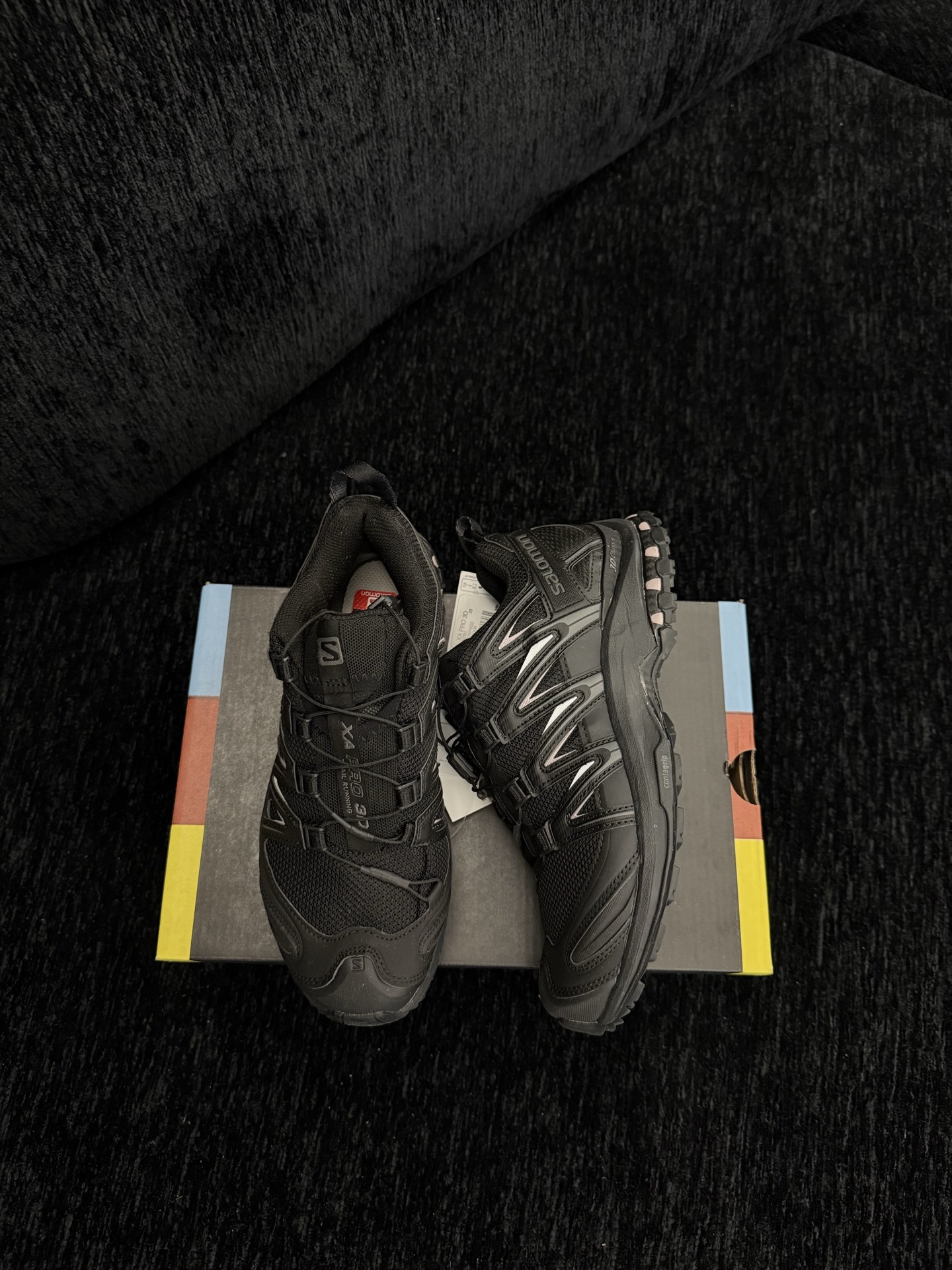 NO:560278,Classic black.,casual shoes/sneakers,sneakers19860909经典黑.,休闲鞋/运动鞋,sneakers,Women's Shoes