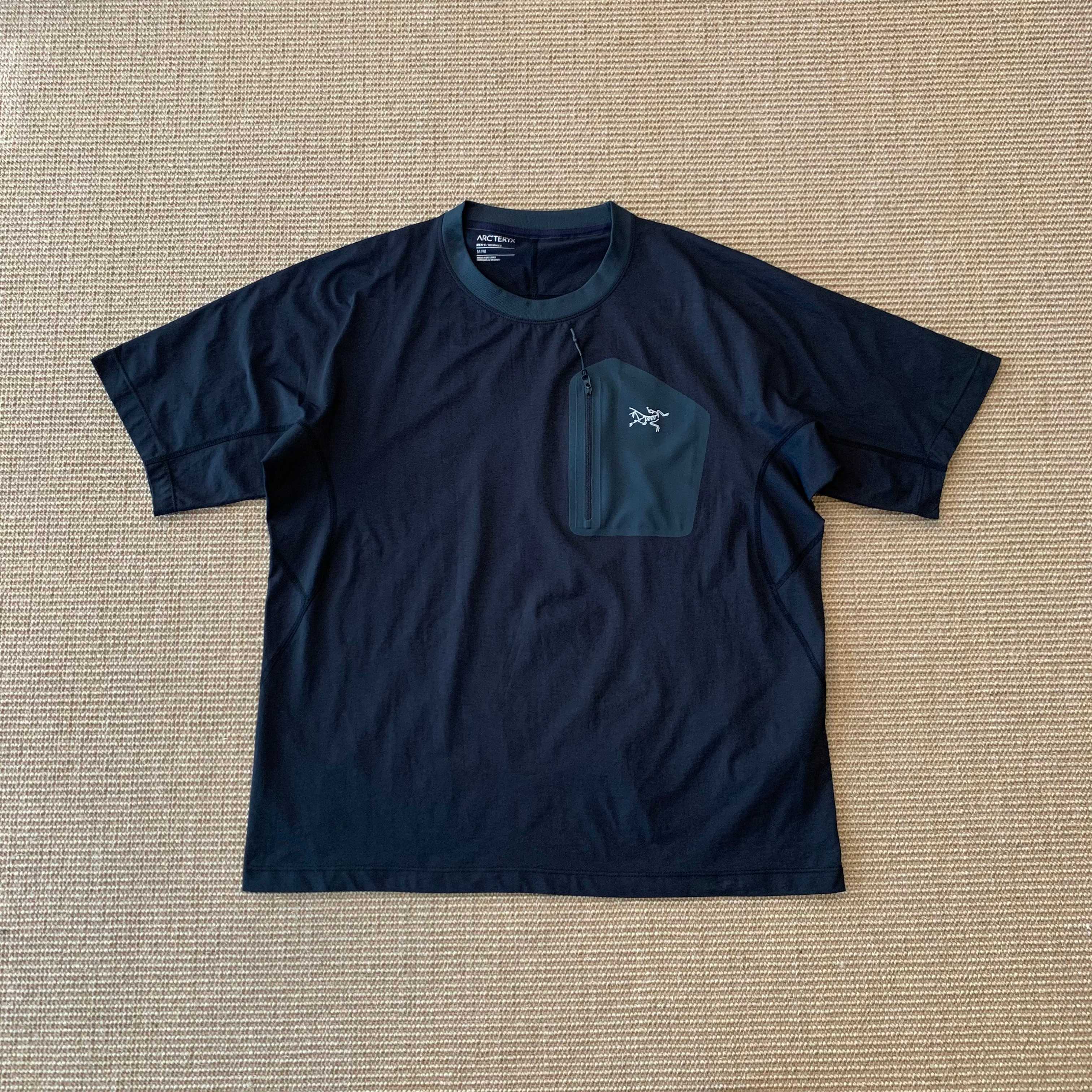 NO:888573,Outdoor Bird Arct quick-drying sports short-sleeved sweat-wicking and moisture-absorbent DuPont fiber fabric laminated pockets professional 3-needle 5-thread workmanship smlxl code ready stock, men's clothing, T-shirt,19860909户外鸟Arct 速干运动短袖 排汗吸湿杜邦纤维面料 压胶口袋 专业3针5线做工车线 smlxl码 现货,男装,T-shirt,,Women's clothing