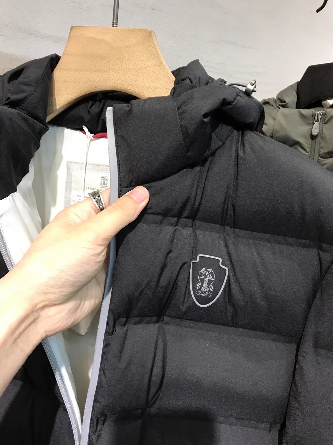 【新品】BC男士高端商务休闲可拆卸连帽羽绒服外套，上海贸易公司渠道货，100%纯正血统品质，25年F/W