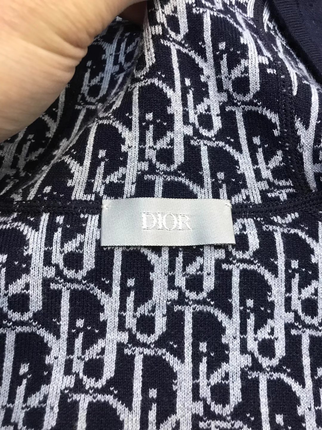 【新品】CD.HOMME男士时装款连帽拉链开衫/羊毛衫/毛衣外套，贸易公司洋行货，重磅高级心水之物，高级