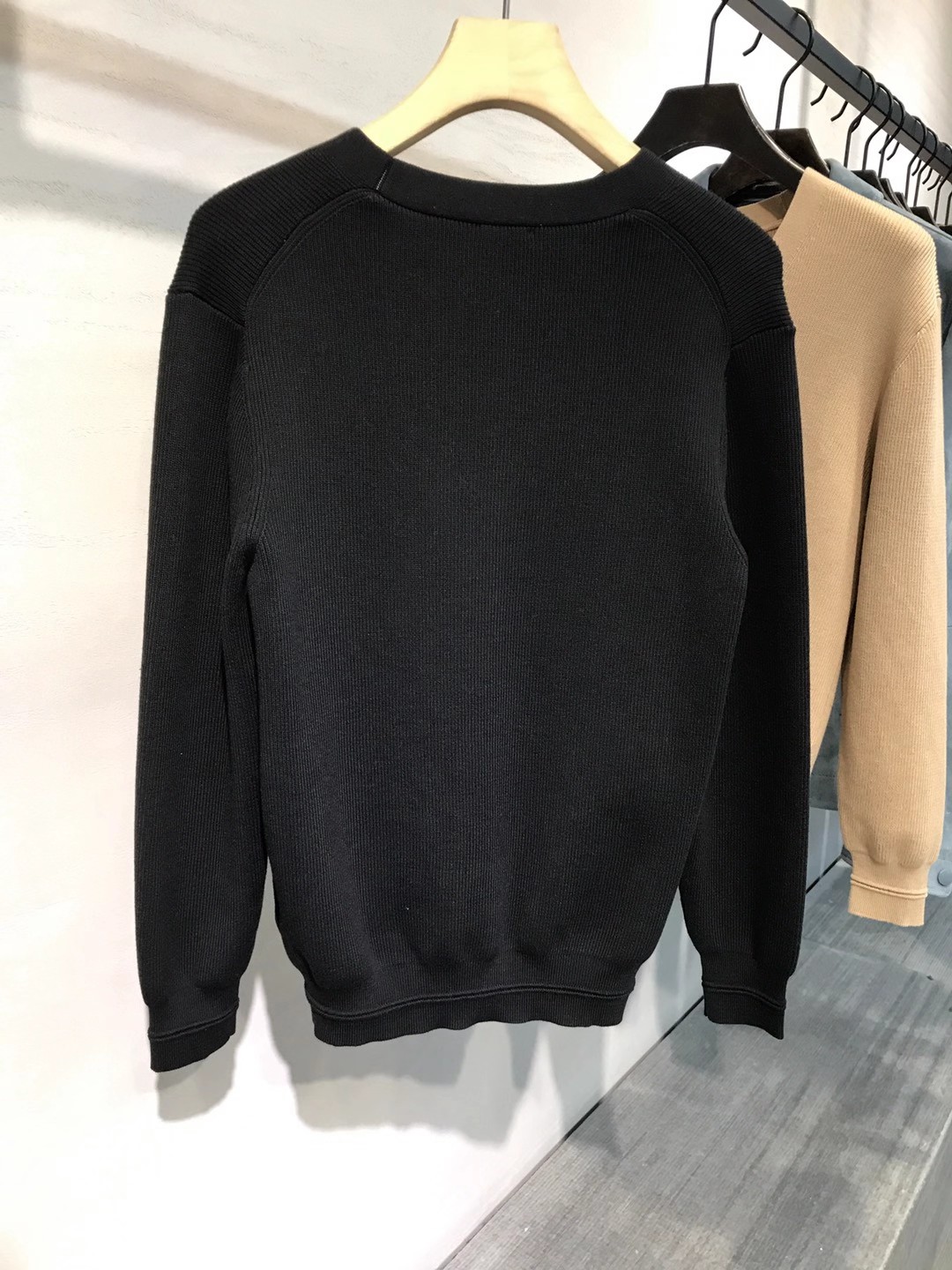 【新品】Ki家族男士高端商务休闲针织开衫/毛衣，贸易公司渠道货，意大利原厂出品，25年F/W秋冬新品，经