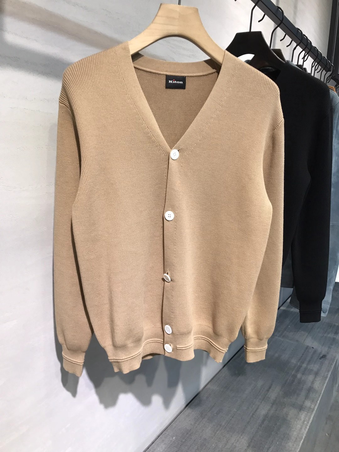 【新品】Ki家族男士高端商务休闲针织开衫/毛衣，贸易公司渠道货，意大利原厂出品，25年F/W秋冬新品，经