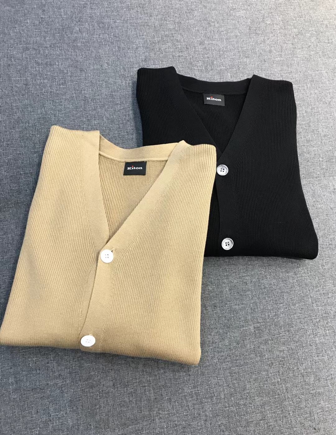 【新品】Ki家族男士高端商务休闲针织开衫/毛衣，贸易公司渠道货，意大利原厂出品，25年F/W秋冬新品，经