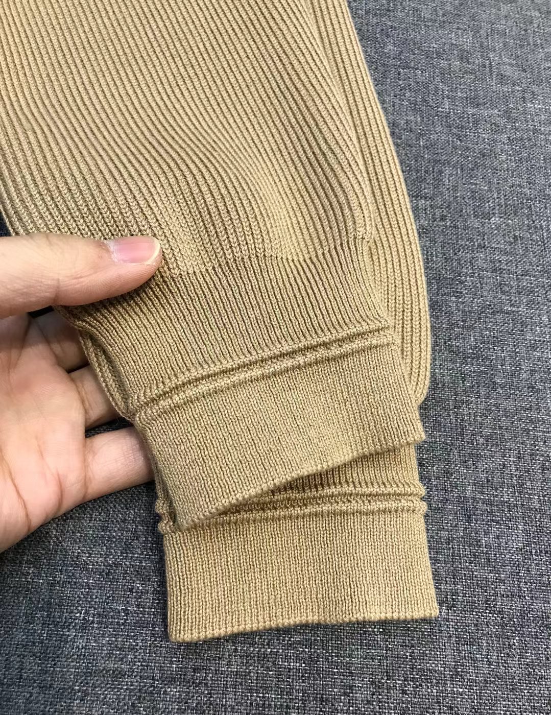 【新品】Ki家族男士高端商务休闲针织开衫/毛衣，贸易公司渠道货，意大利原厂出品，25年F/W秋冬新品，经