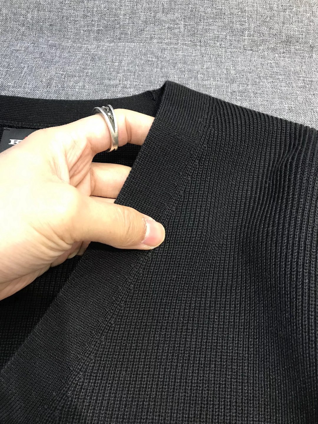 【新品】Ki家族男士高端商务休闲针织开衫/毛衣，贸易公司渠道货，意大利原厂出品，25年F/W秋冬新品，经