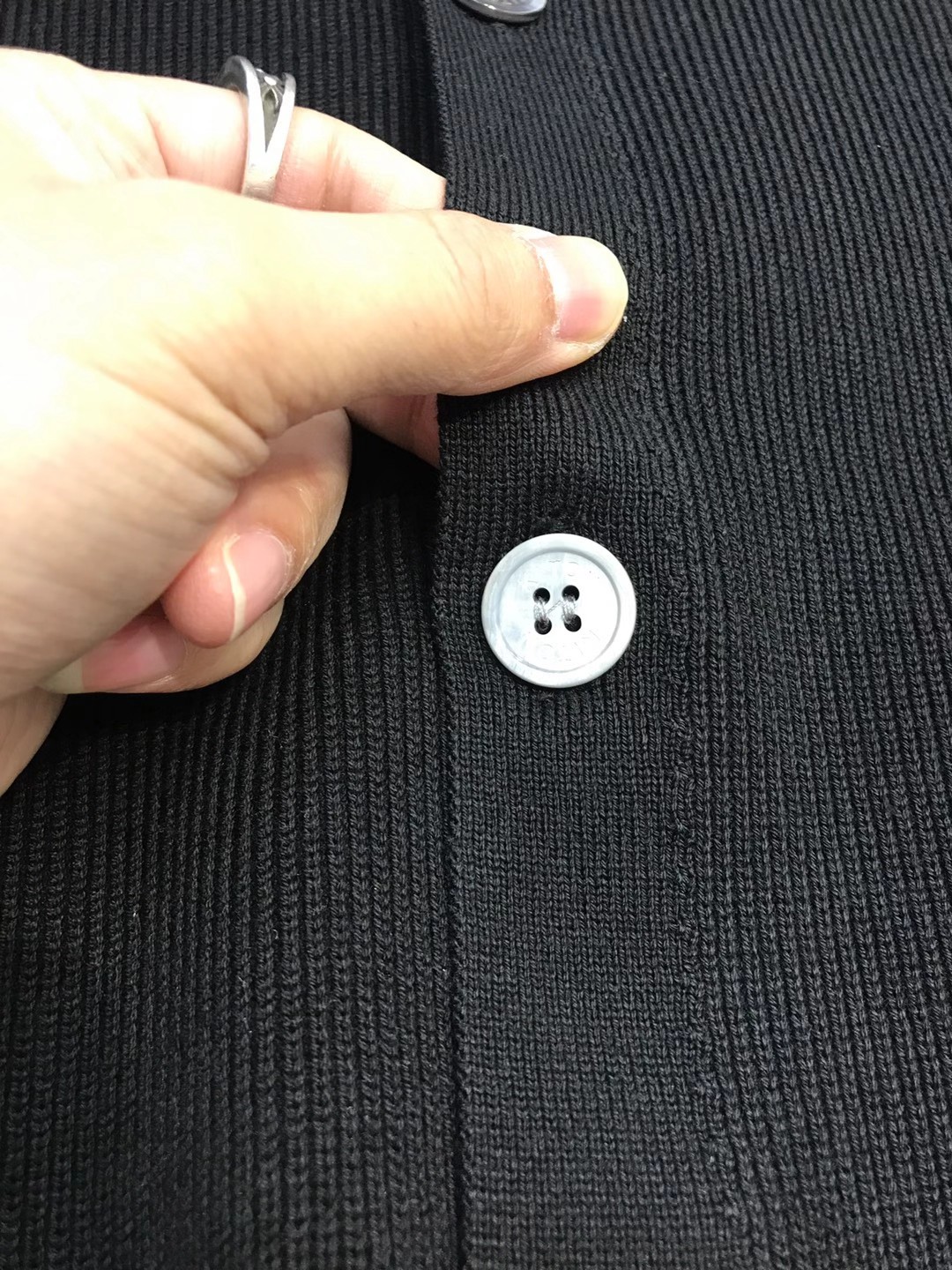 【新品】Ki家族男士高端商务休闲针织开衫/毛衣，贸易公司渠道货，意大利原厂出品，25年F/W秋冬新品，经