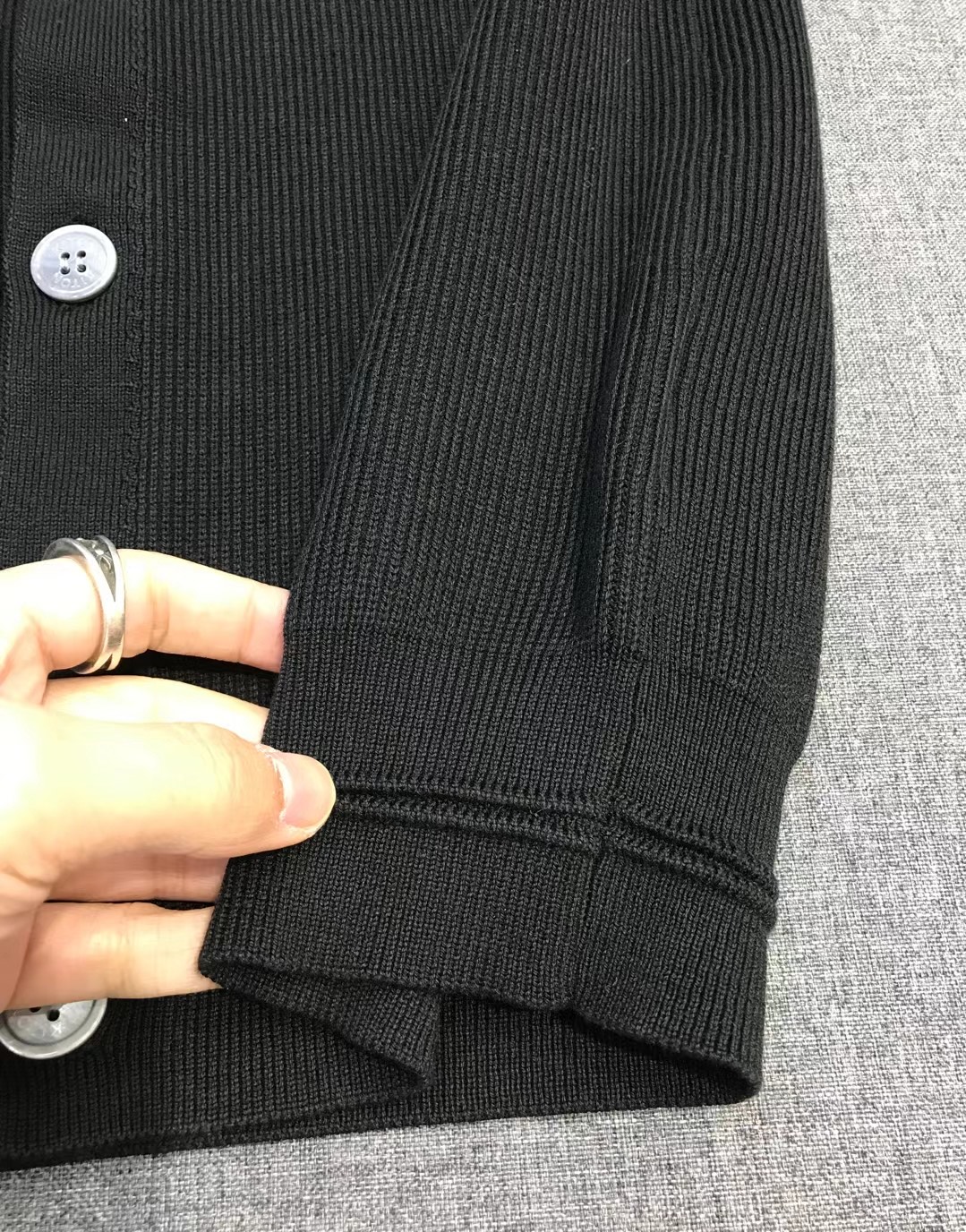 【新品】Ki家族男士高端商务休闲针织开衫/毛衣，贸易公司渠道货，意大利原厂出品，25年F/W秋冬新品，经