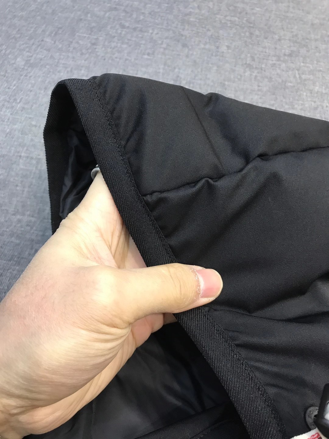 【新品】Mon/羽皇家族男士时装款户外可拆卸帽白鹅绒羽绒马甲，贸易公司渠道货，高端品鉴臻品，25年A/W