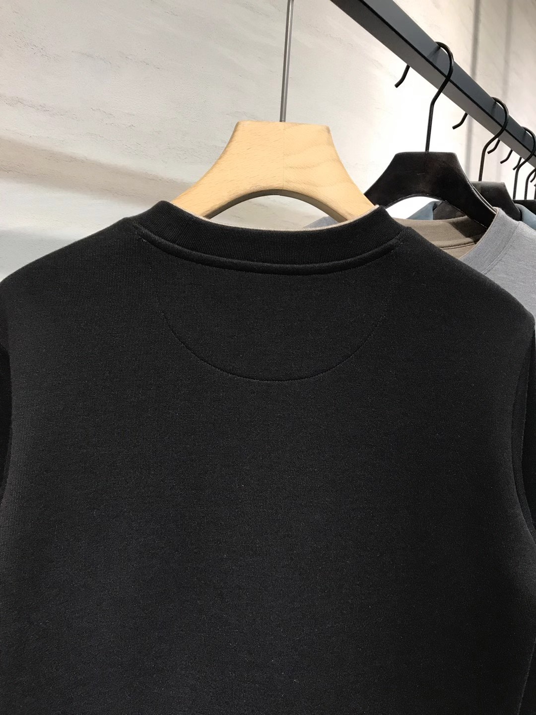 【新品】BC男士高端商务休闲羊毛混纺圆领打底衫/卫衣，上海贸易公司渠道货，100%纯正血统品质，25年F