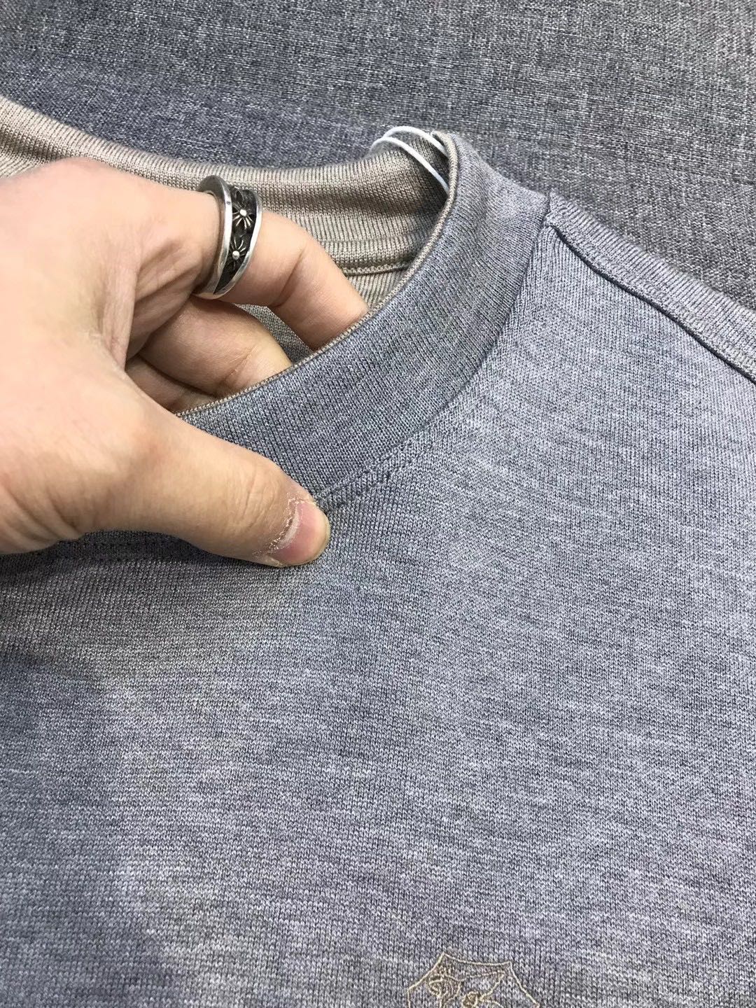 【新品】BC男士高端商务休闲羊毛混纺圆领打底衫/卫衣，上海贸易公司渠道货，100%纯正血统品质，25年F