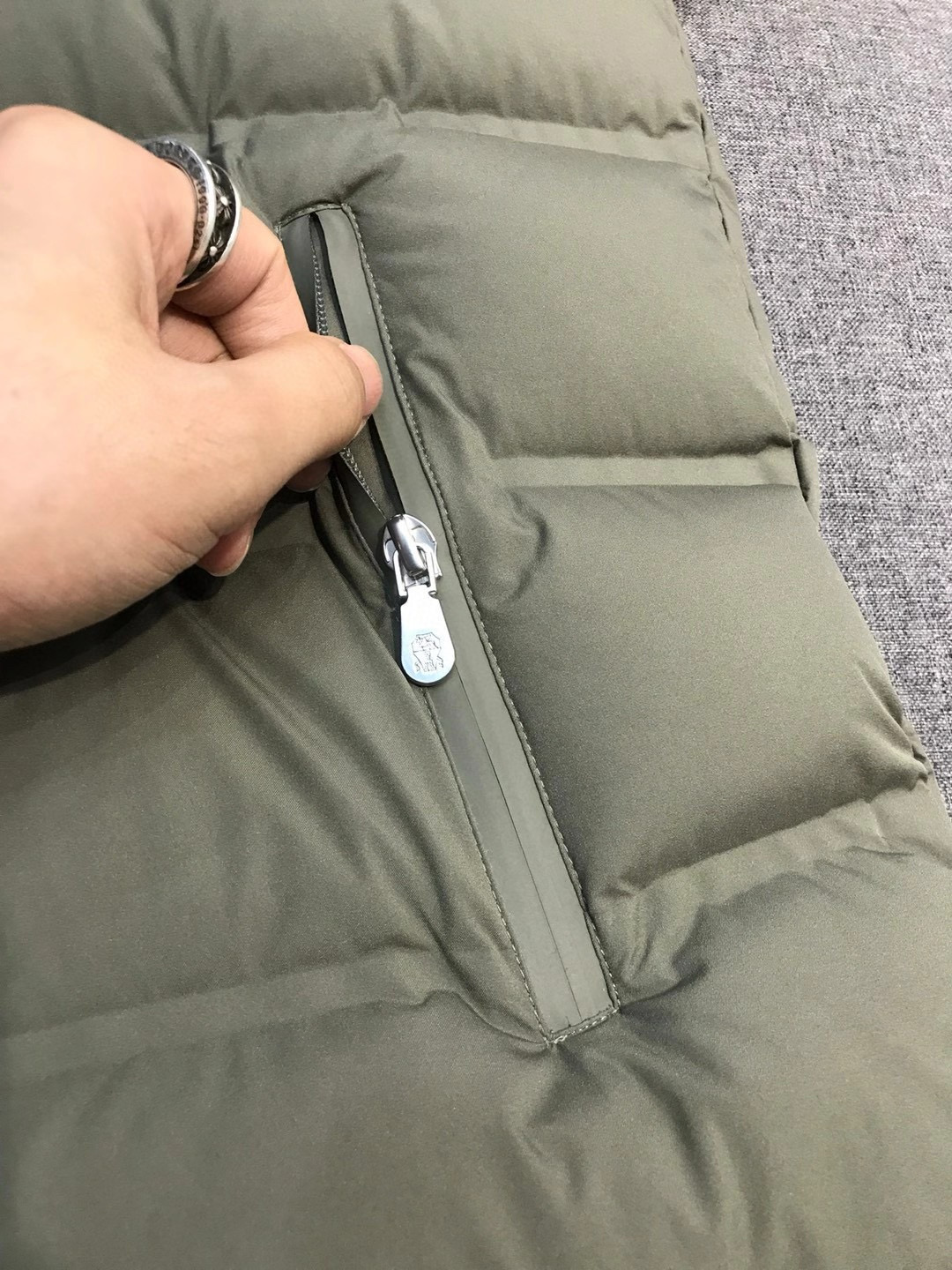 【新品】BC男士高端商务休闲可拆卸连帽羽绒服外套，上海贸易公司渠道货，100%纯正血统品质，25年F/W