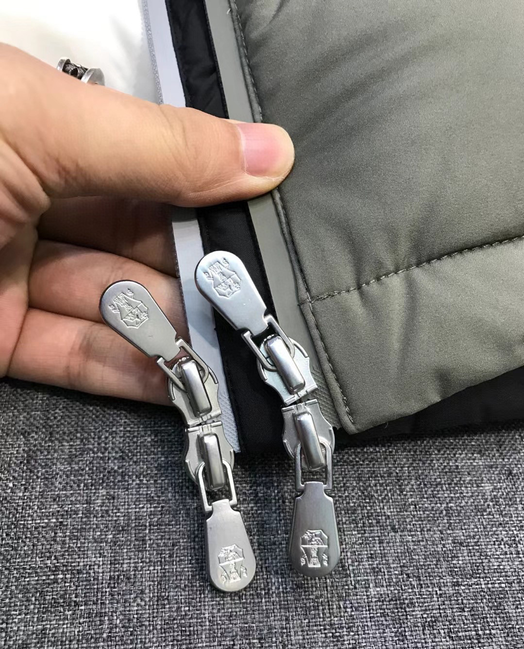 【新品】BC男士高端商务休闲可拆卸连帽羽绒服外套，上海贸易公司渠道货，100%纯正血统品质，25年F/W