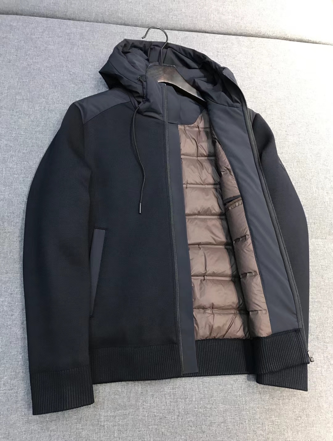 【新品】EZ家族男士商务休闲功能性连帽针织羊毛/白鹅绒/羽绒服外套，香港洋行渠道货，顶级纯正血统品质，意